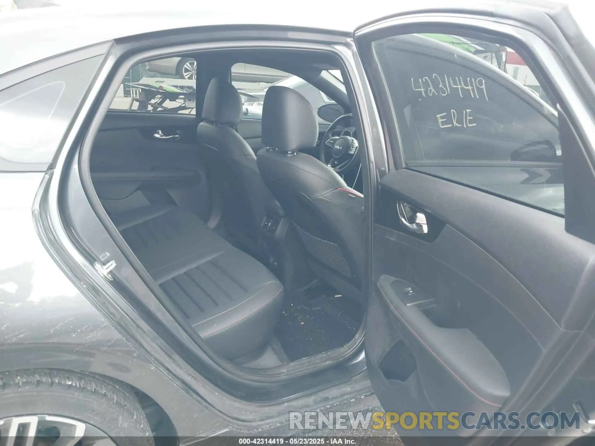8 Фотография поврежденного автомобиля 3KPF44AC9RE782012 KIA FORTE 2024
