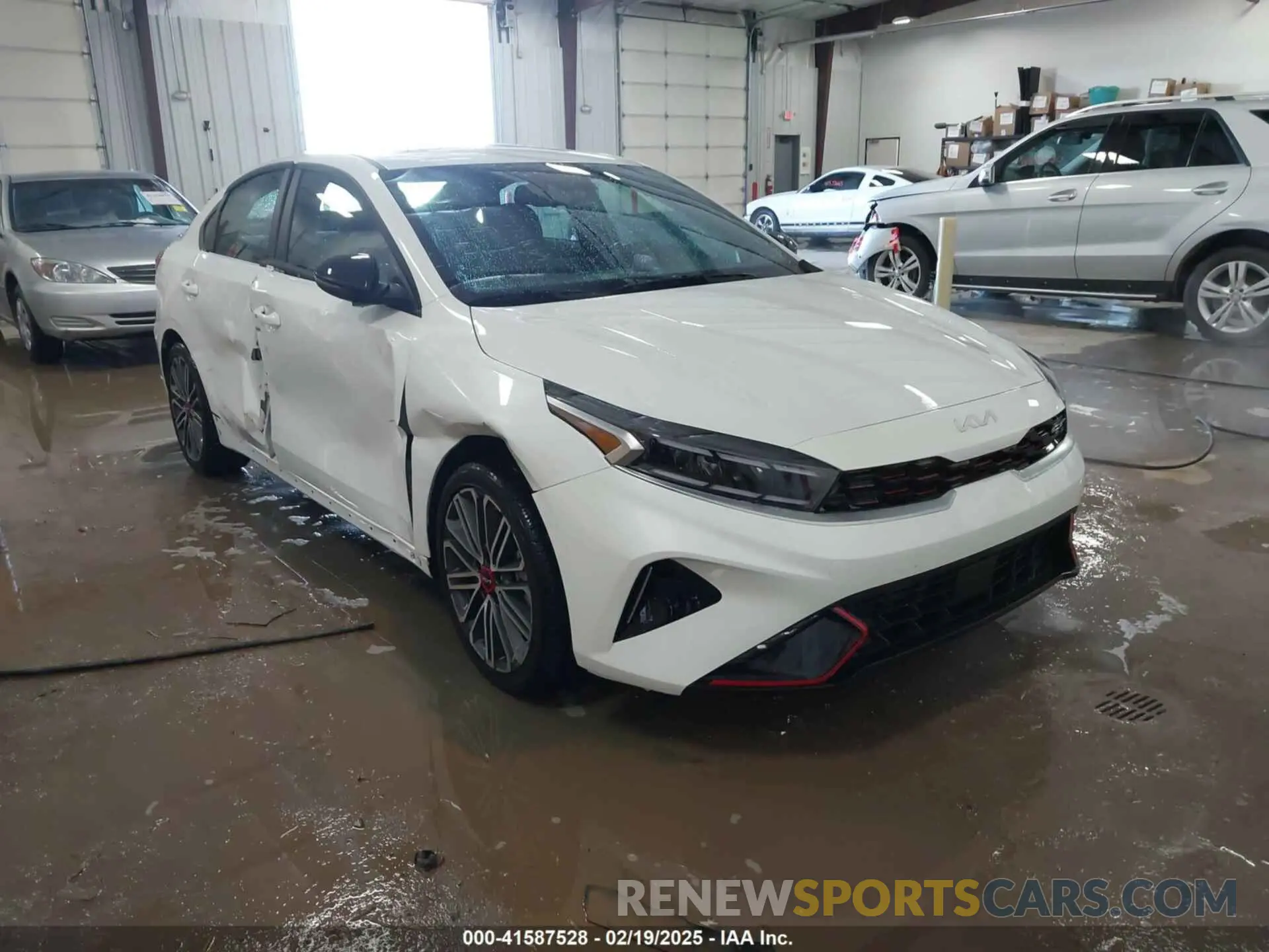 1 Photograph of a damaged car 3KPF44AC9RE840345 KIA FORTE 2024
