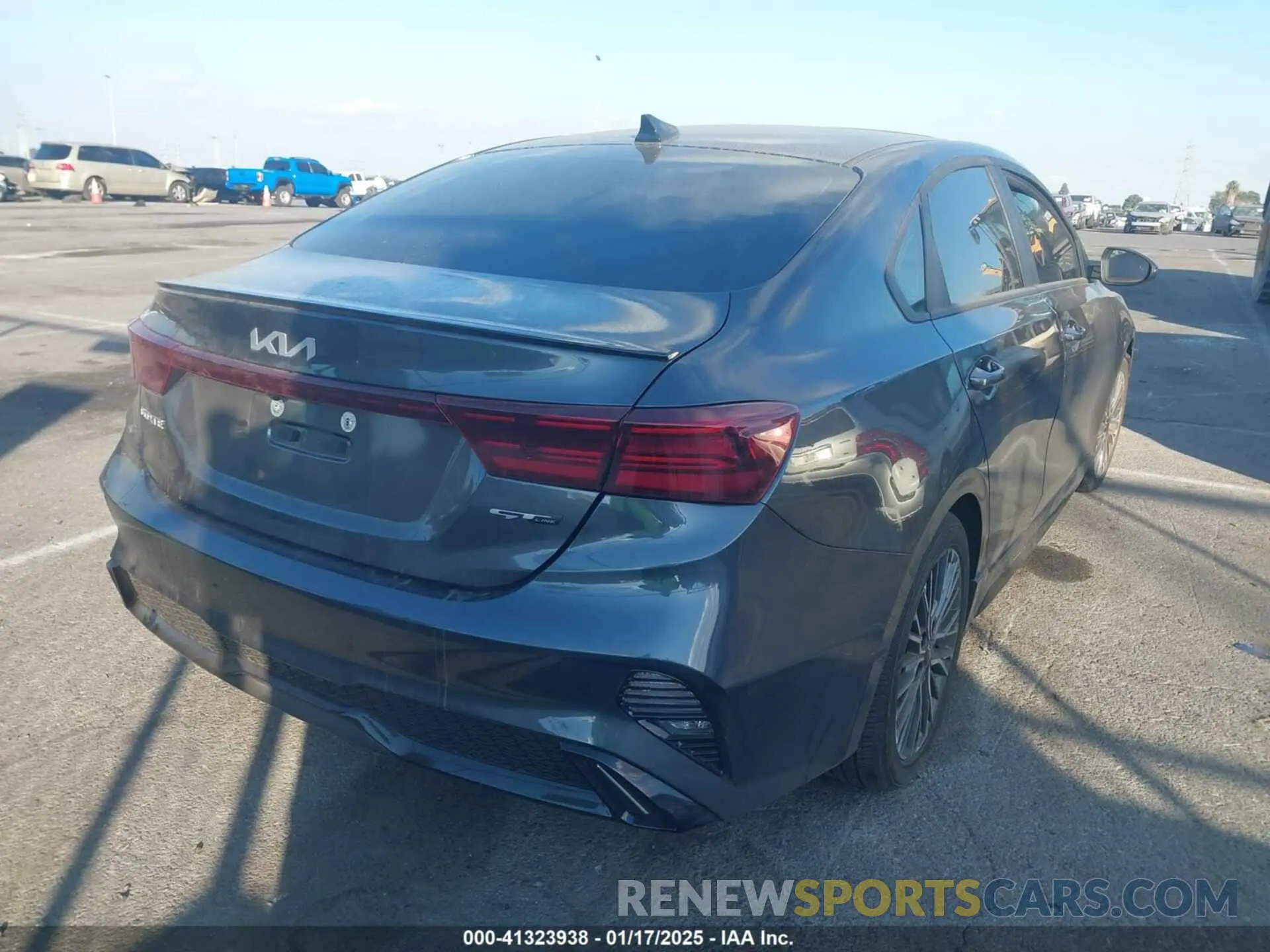 4 Фотография поврежденного автомобиля 3KPF54AD0RE778582 KIA FORTE 2024