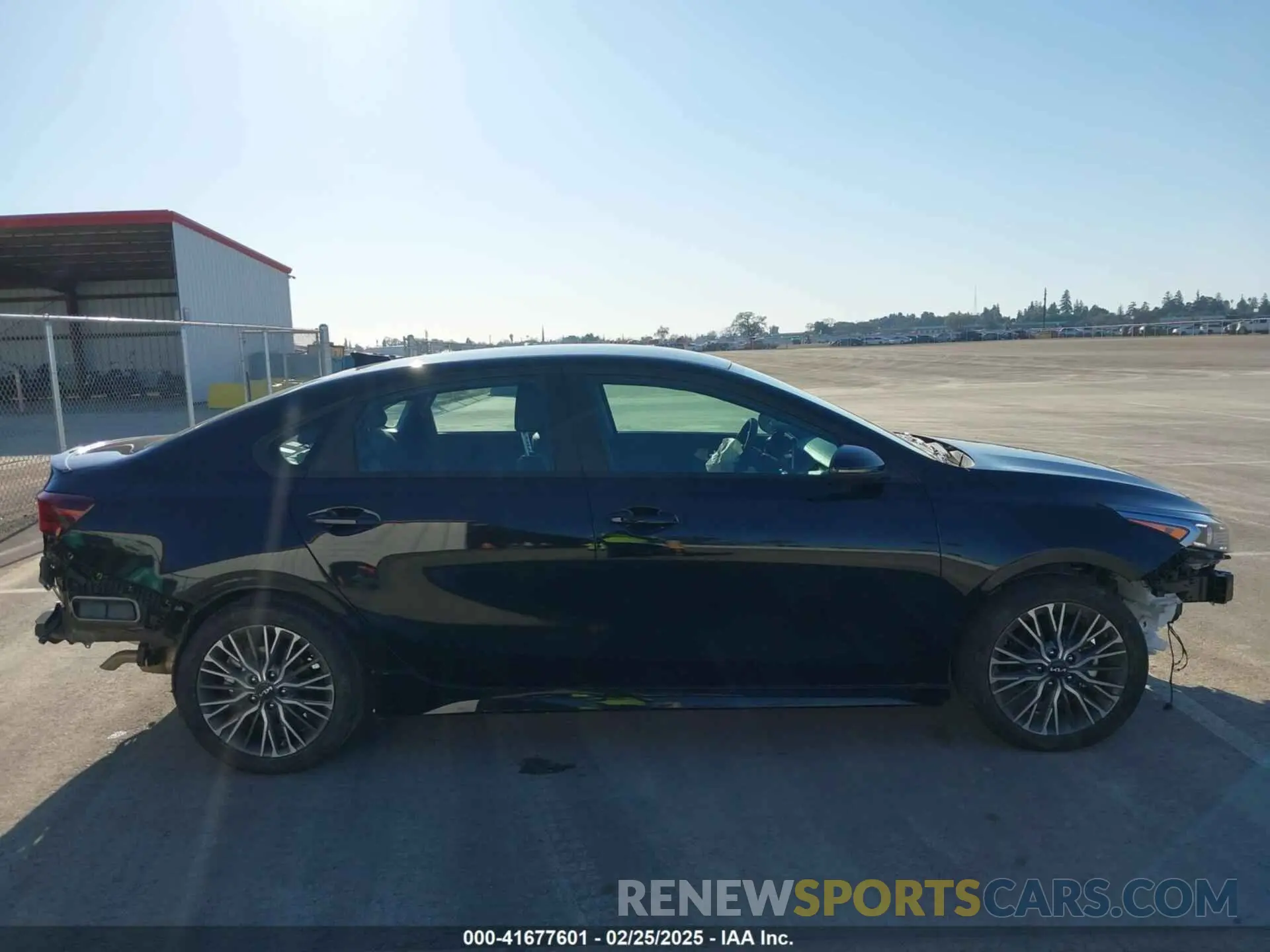 14 Photograph of a damaged car 3KPF54AD0RE825500 KIA FORTE 2024