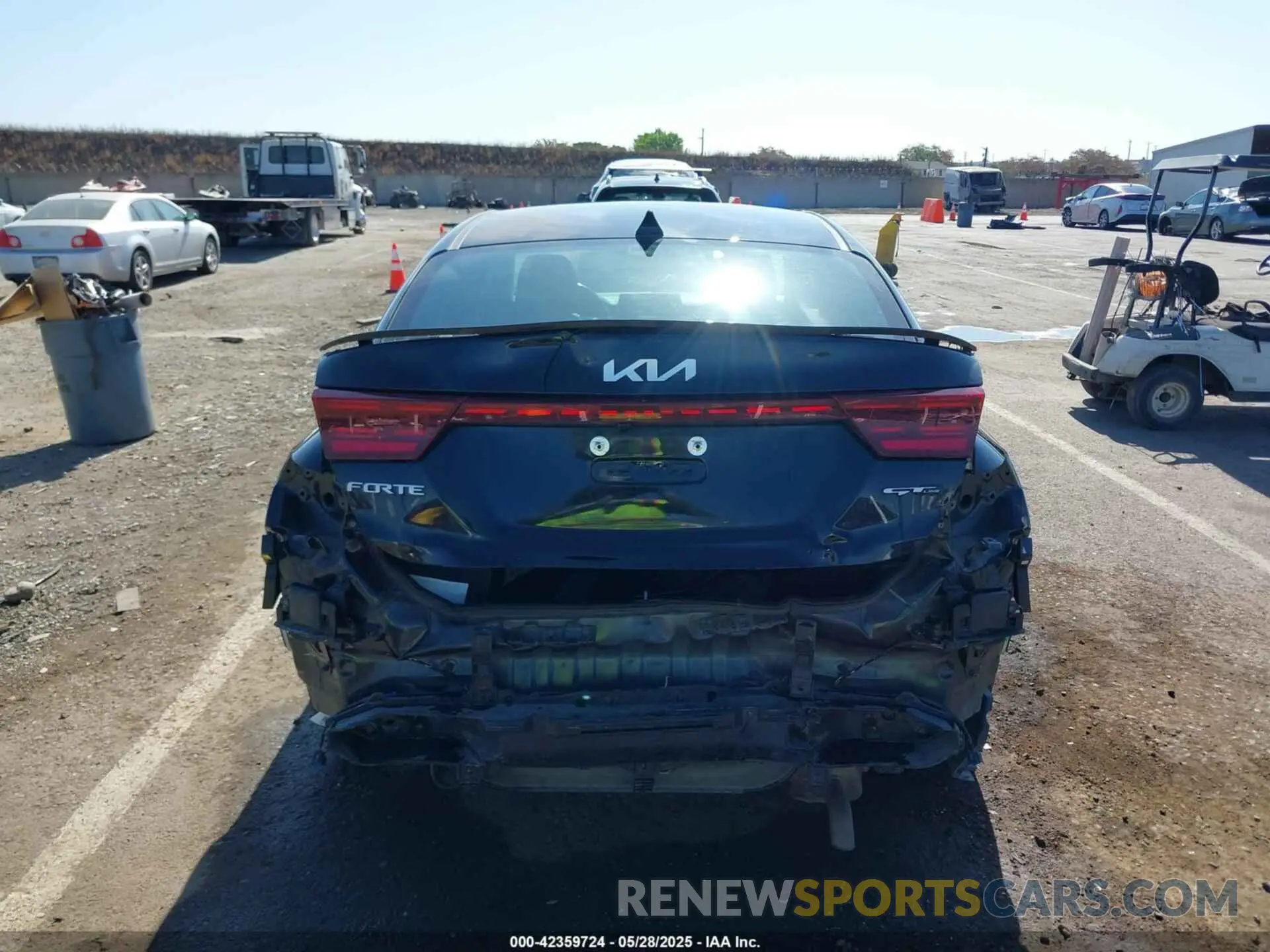 16 Photograph of a damaged car 3KPF54AD1RE726121 KIA FORTE 2024