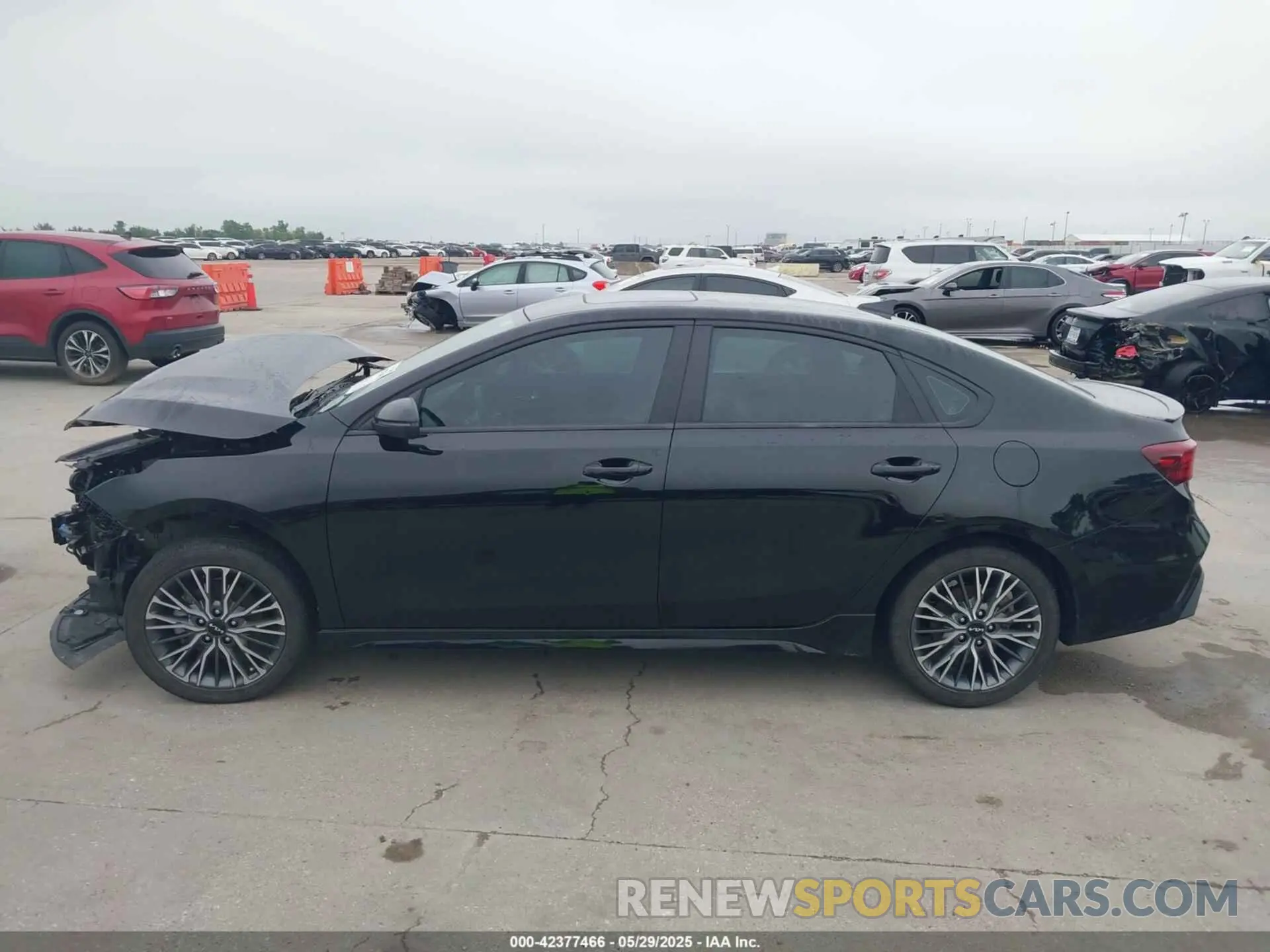 14 Photograph of a damaged car 3KPF54AD1RE759216 KIA FORTE 2024