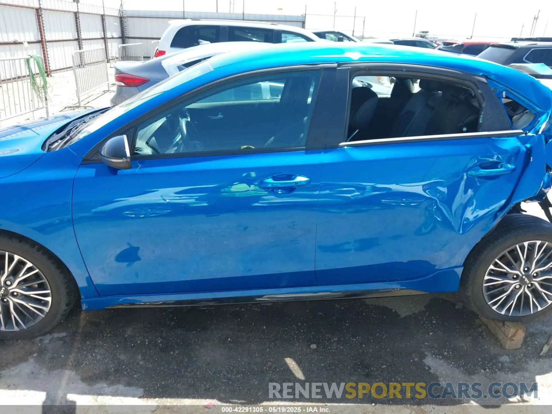 14 Photograph of a damaged car 3KPF54AD2RE730422 KIA FORTE 2024