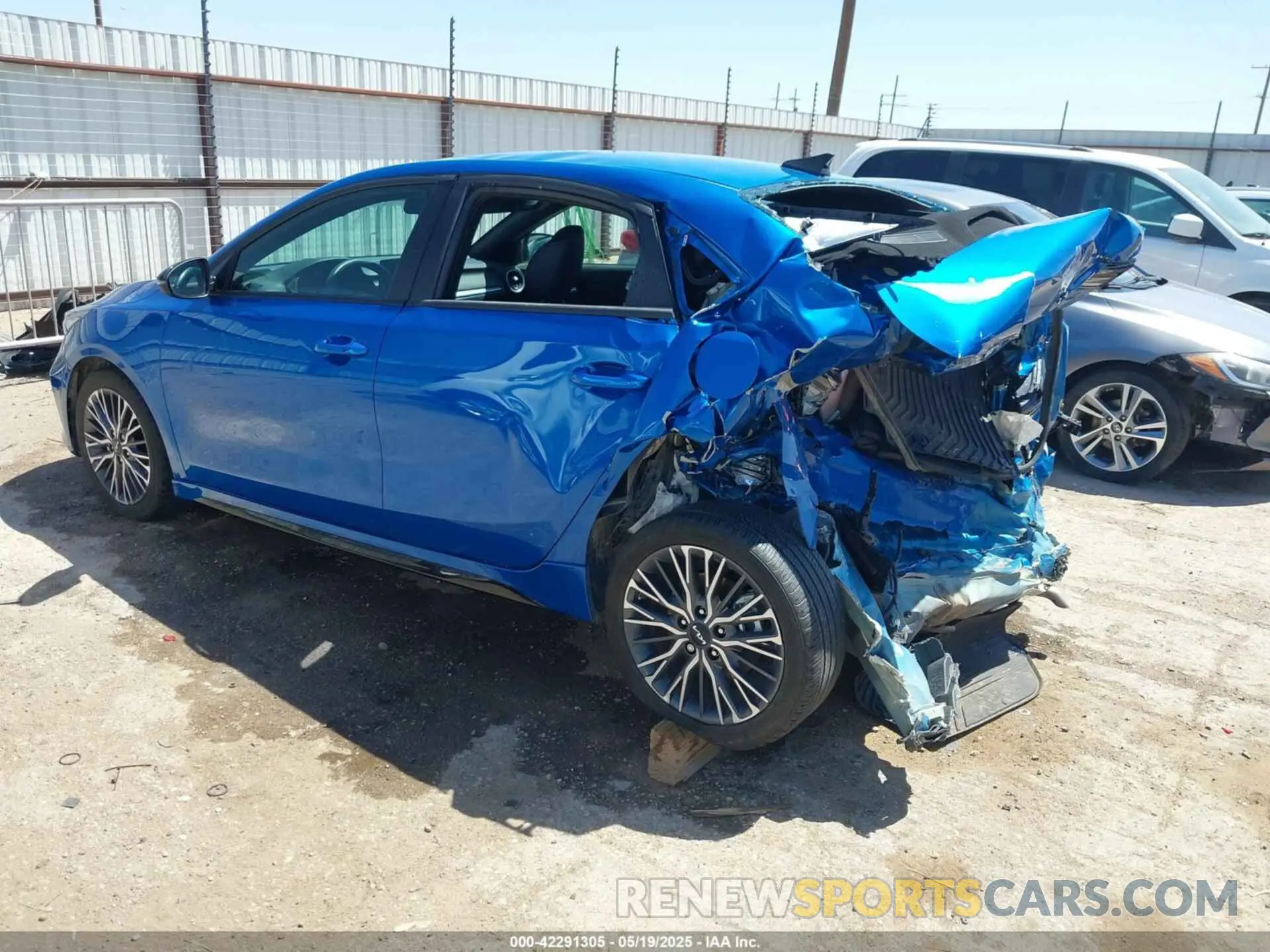 3 Photograph of a damaged car 3KPF54AD2RE730422 KIA FORTE 2024
