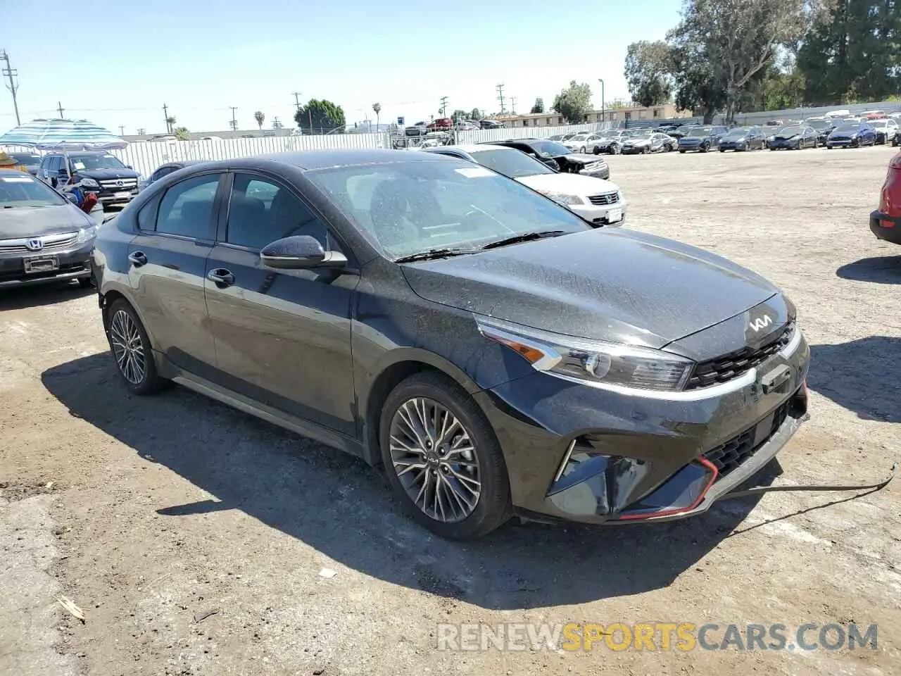 4 Фотография поврежденного автомобиля 3KPF54AD2RE738116 KIA FORTE 2024