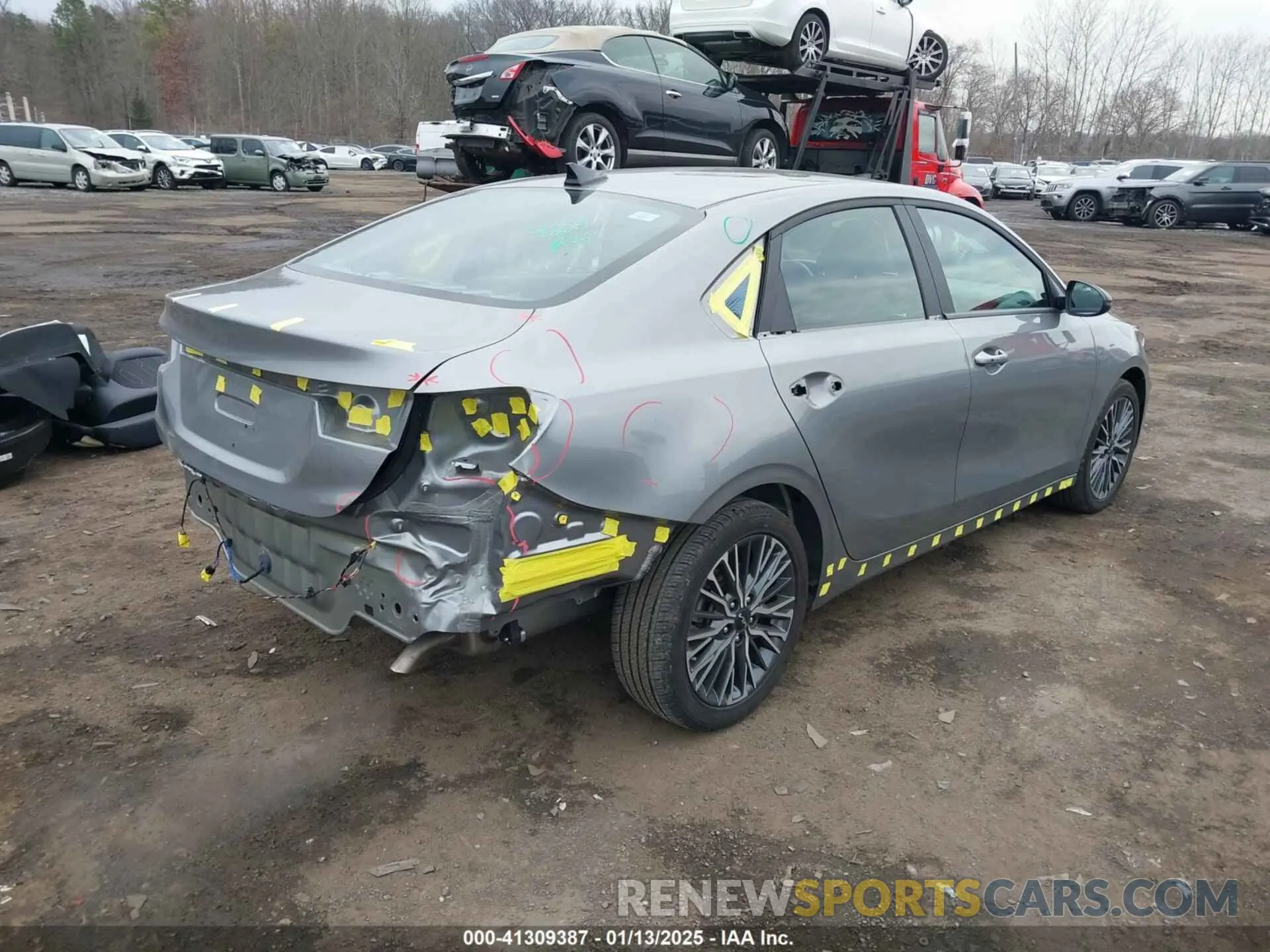 4 Фотография поврежденного автомобиля 3KPF54AD2RE746605 KIA FORTE 2024