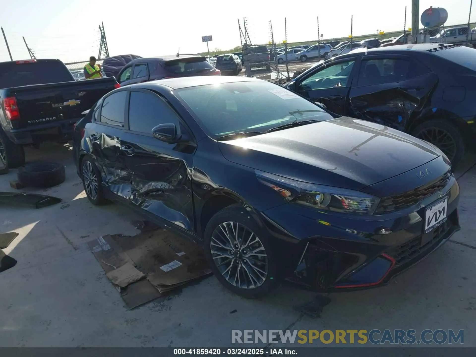 1 Photograph of a damaged car 3KPF54AD2RE757992 KIA FORTE 2024