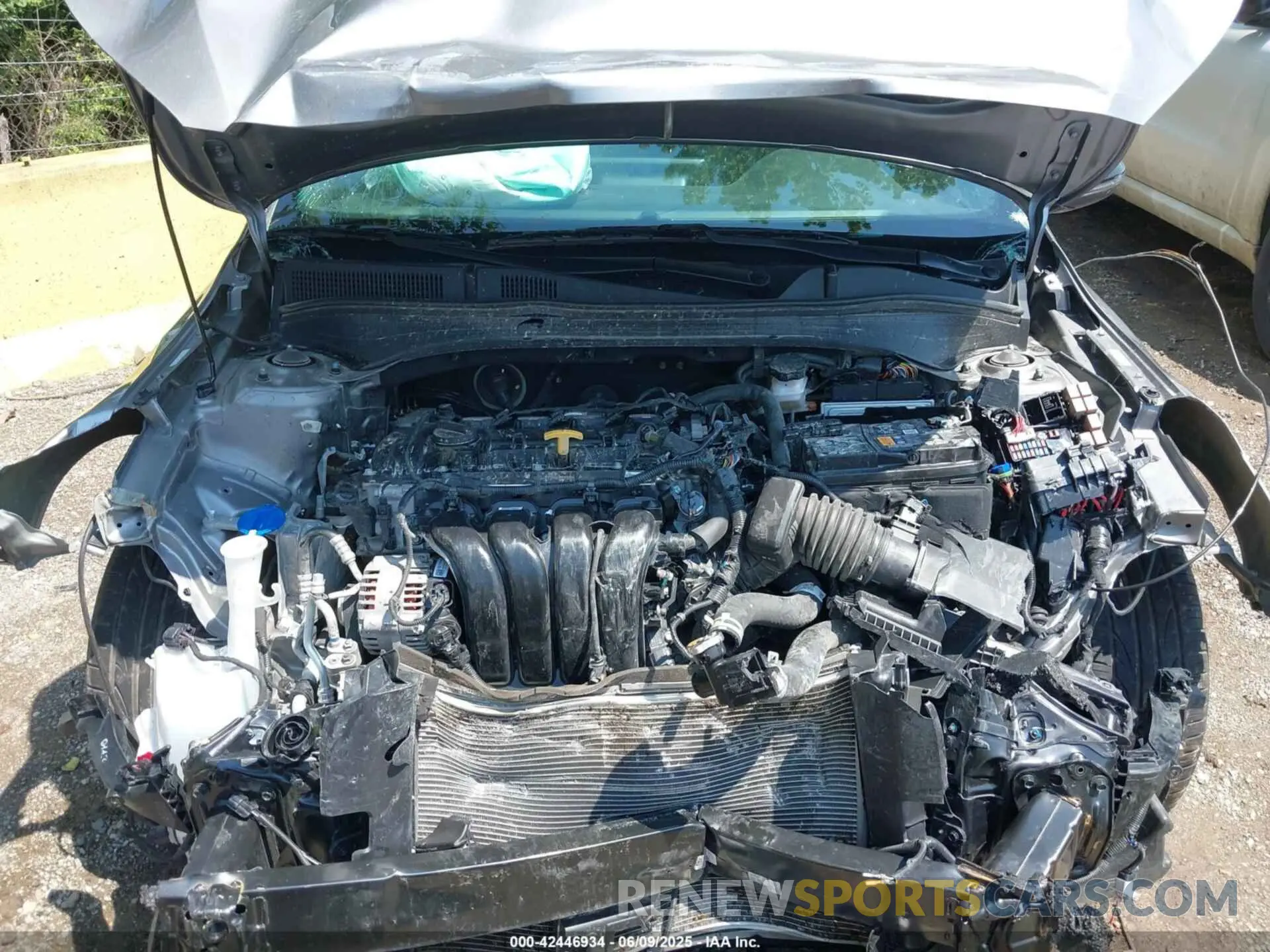 10 Photograph of a damaged car 3KPF54AD2RE826583 KIA FORTE 2024