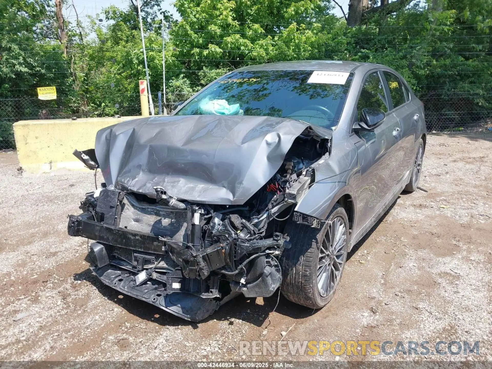 2 Photograph of a damaged car 3KPF54AD2RE826583 KIA FORTE 2024