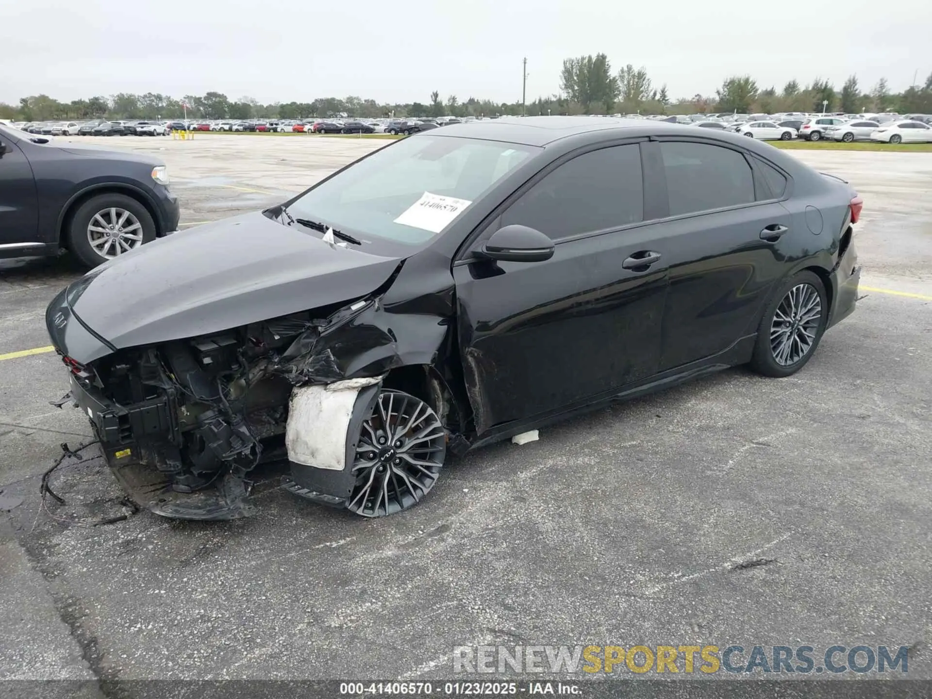 2 Фотография поврежденного автомобиля 3KPF54AD3RE723916 KIA FORTE 2024