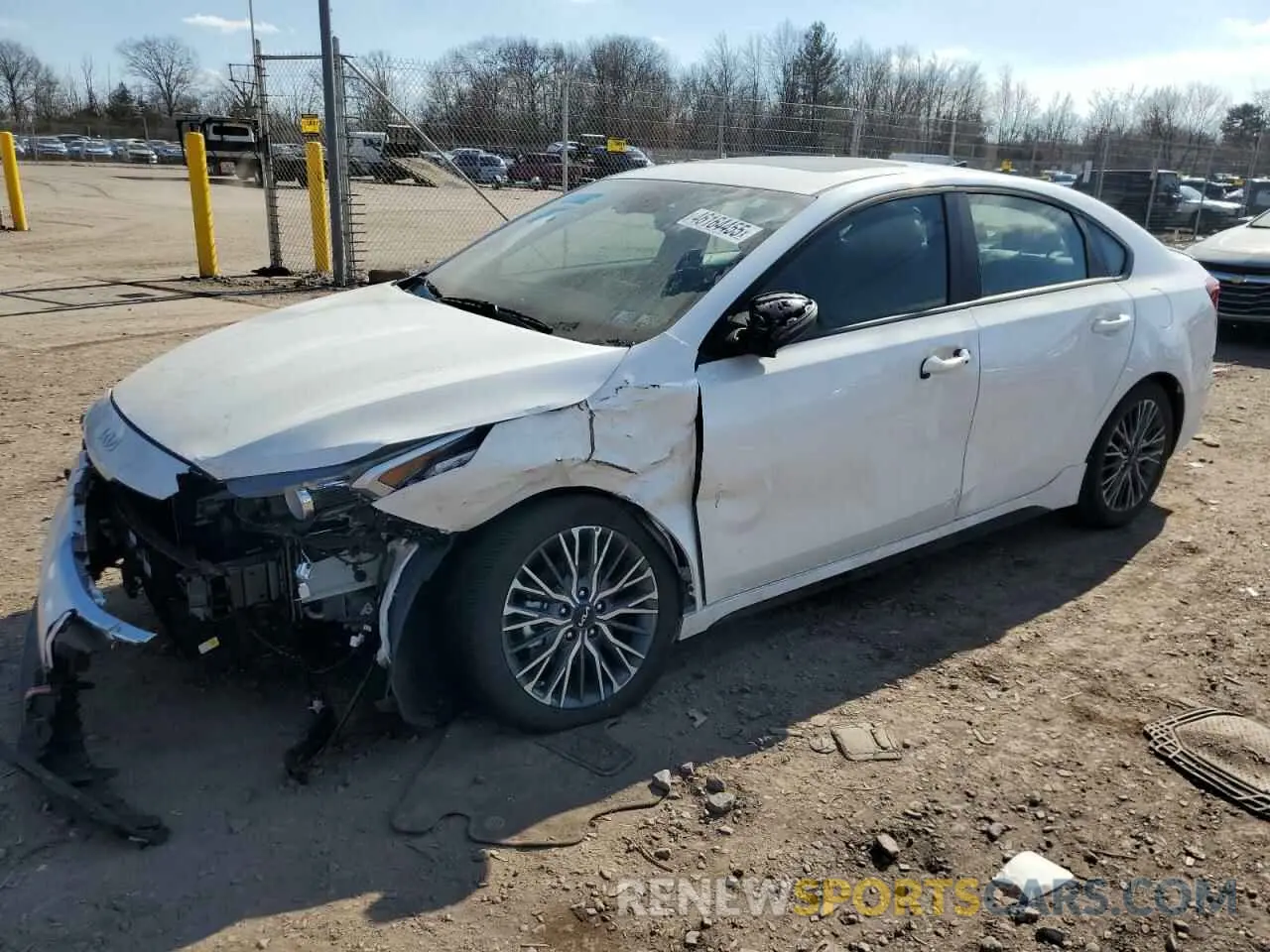1 Фотография поврежденного автомобиля 3KPF54AD3RE744653 KIA FORTE 2024