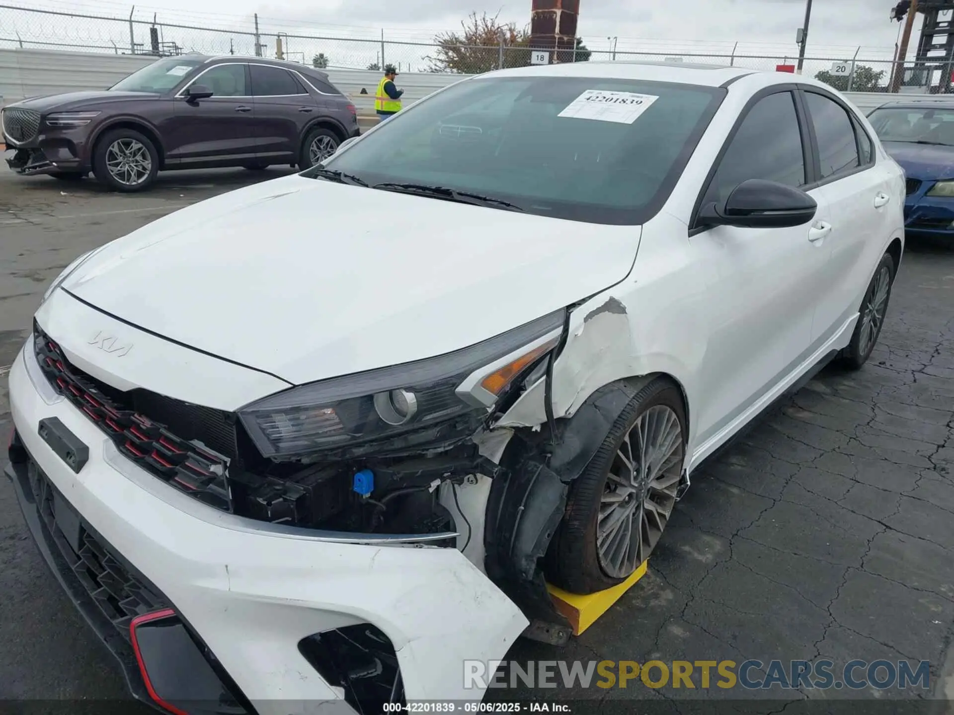 6 Photograph of a damaged car 3KPF54AD3RE788927 KIA FORTE 2024