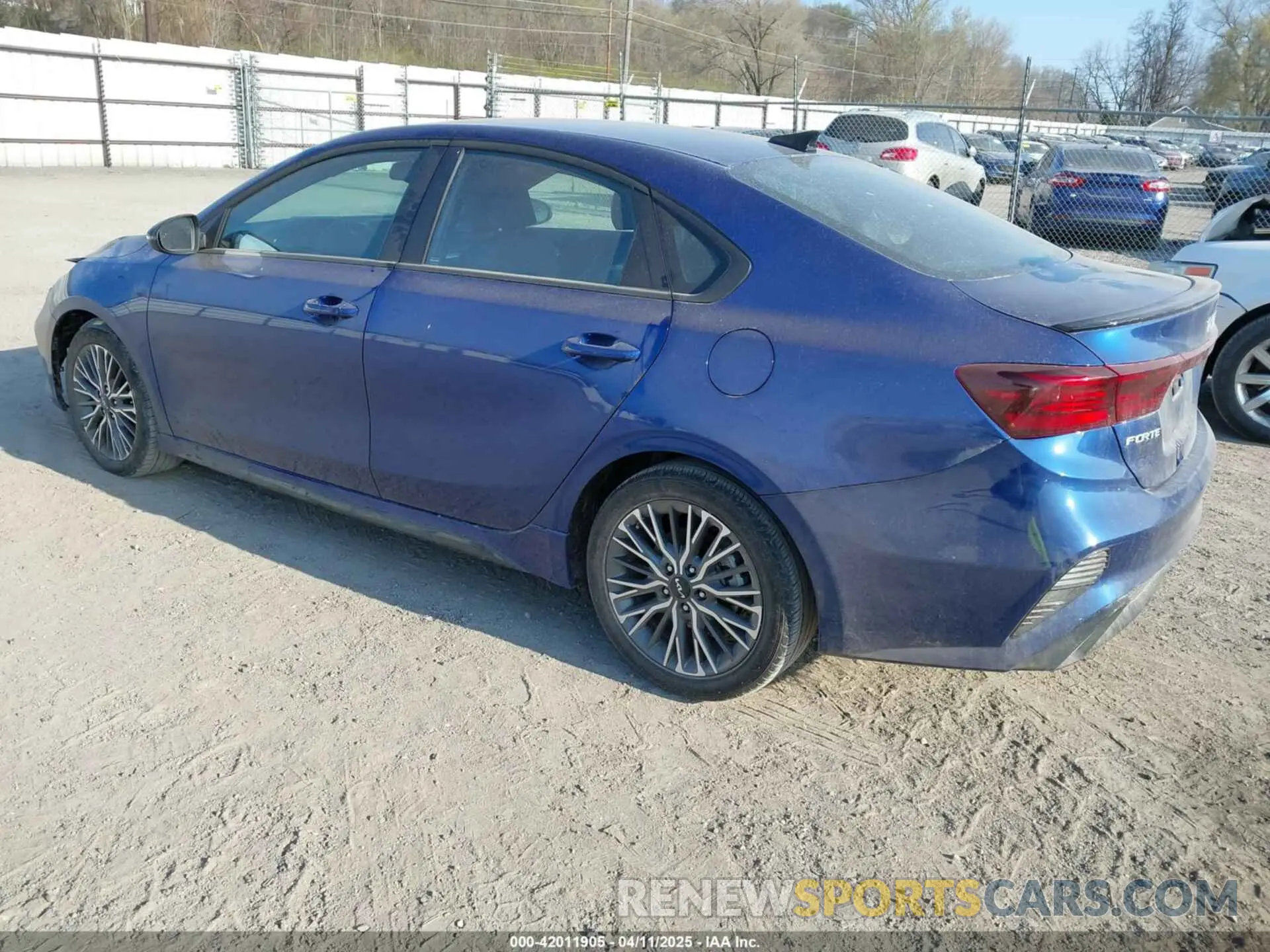 3 Фотография поврежденного автомобиля 3KPF54AD3RE810179 KIA FORTE 2024