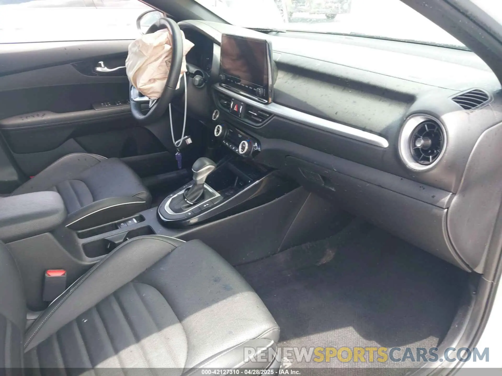 5 Фотография поврежденного автомобиля 3KPF54AD4RE730342 KIA FORTE 2024