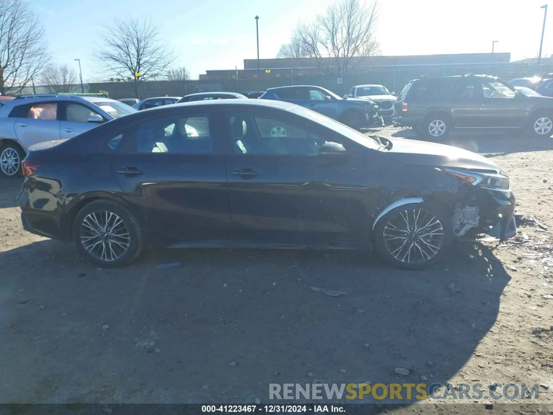 12 Photograph of a damaged car 3KPF54AD4RE811258 KIA FORTE 2024