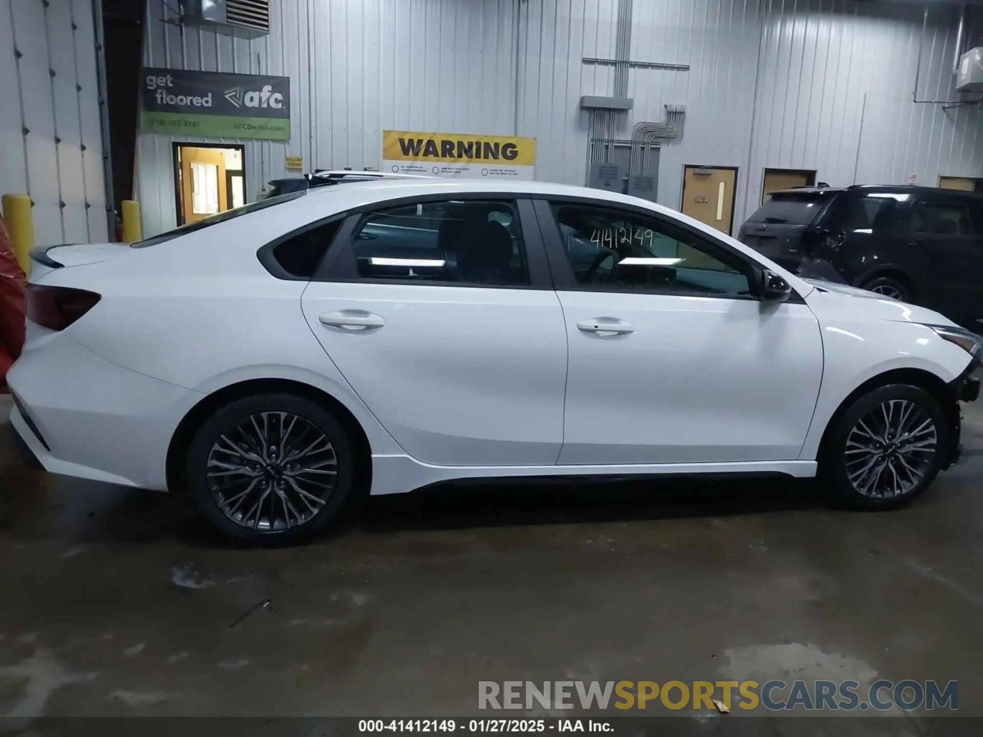 13 Фотография поврежденного автомобиля 3KPF54AD4RE829551 KIA FORTE 2024