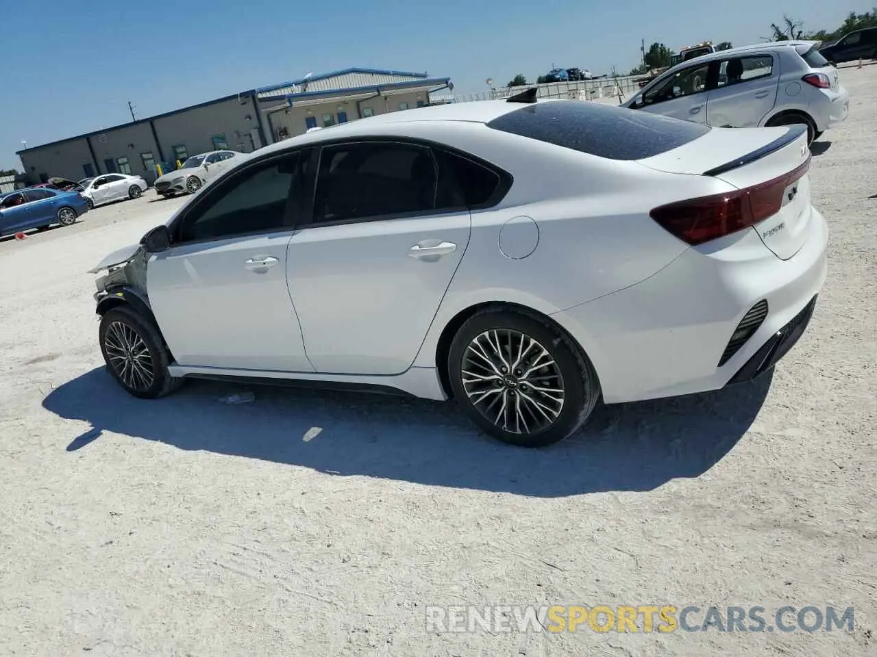 2 Фотография поврежденного автомобиля 3KPF54AD5RE692877 KIA FORTE 2024