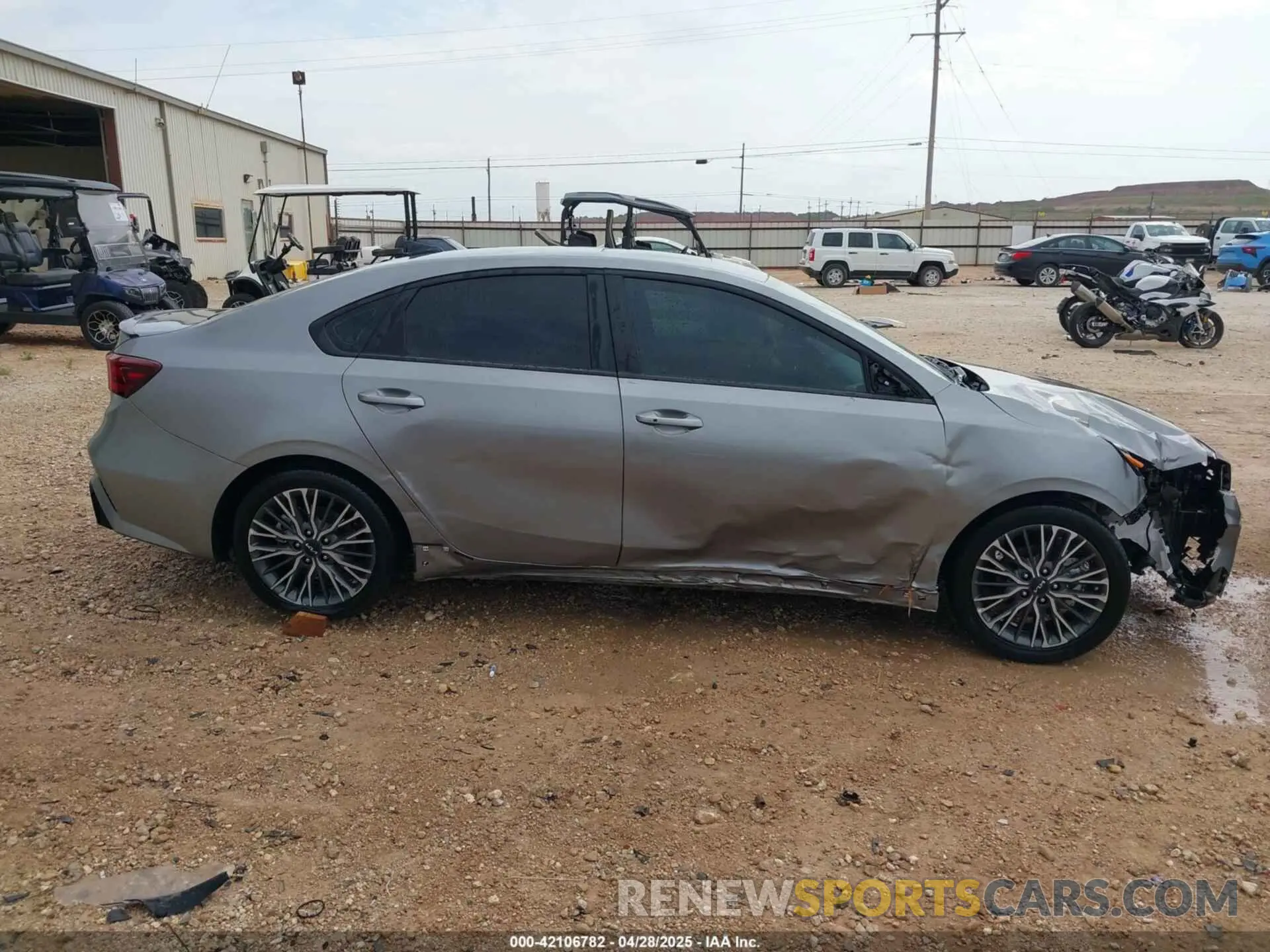 13 Photograph of a damaged car 3KPF54AD5RE781672 KIA FORTE 2024