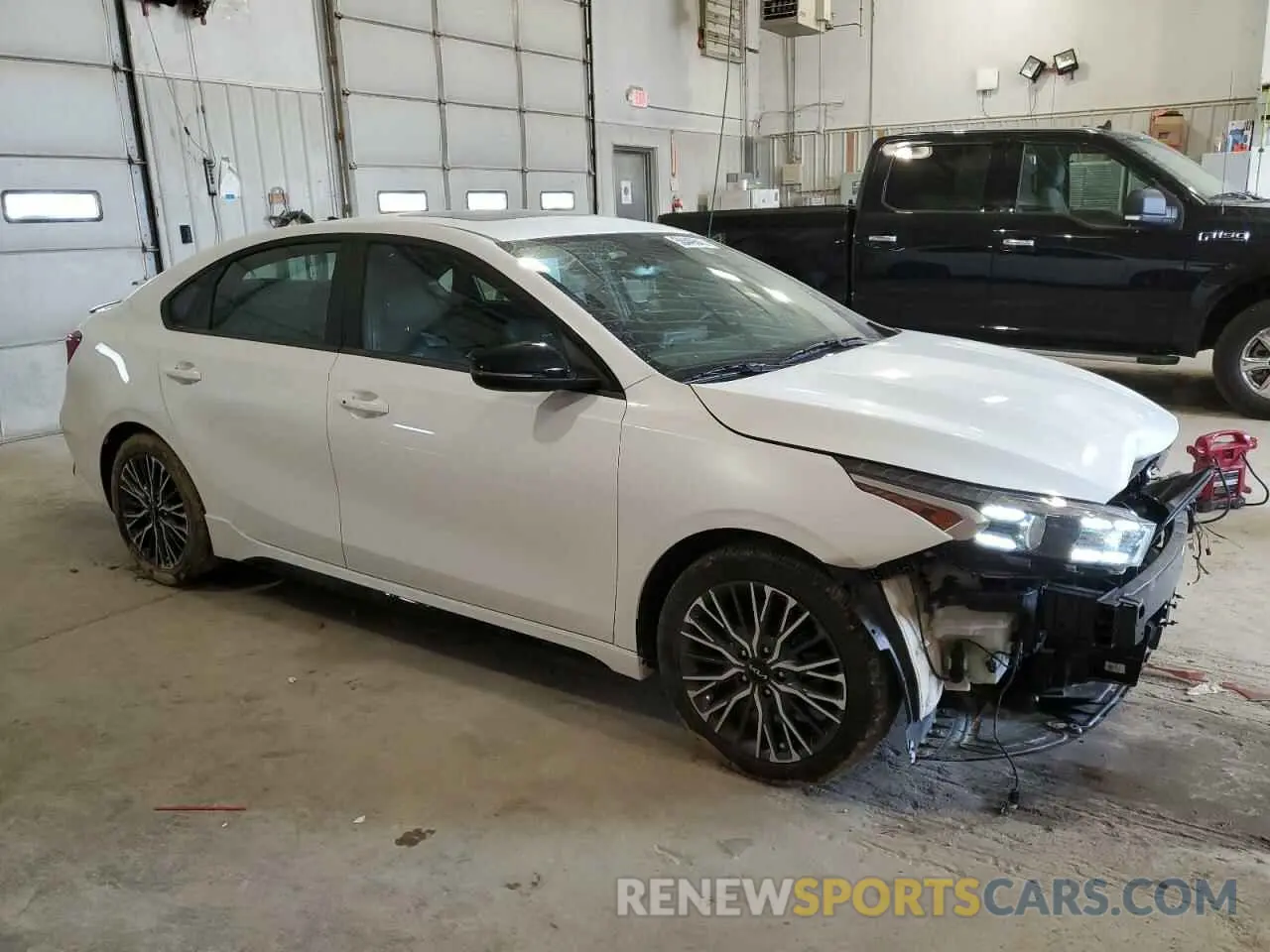 4 Фотография поврежденного автомобиля 3KPF54AD6RE718208 KIA FORTE 2024