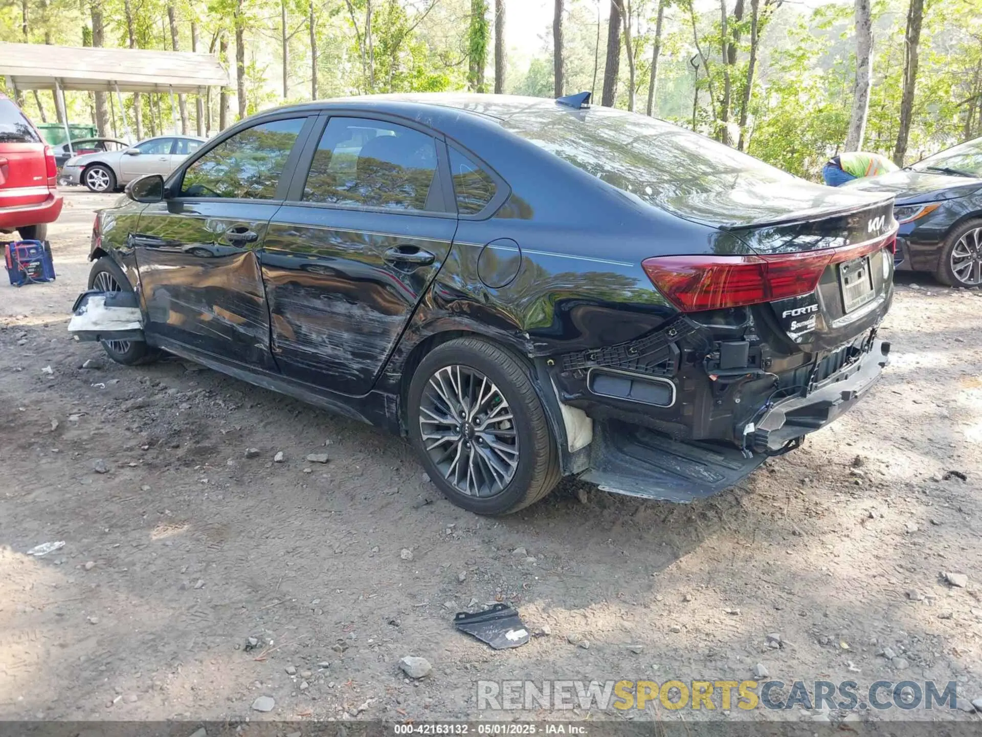 3 Фотография поврежденного автомобиля 3KPF54AD7RE701806 KIA FORTE 2024
