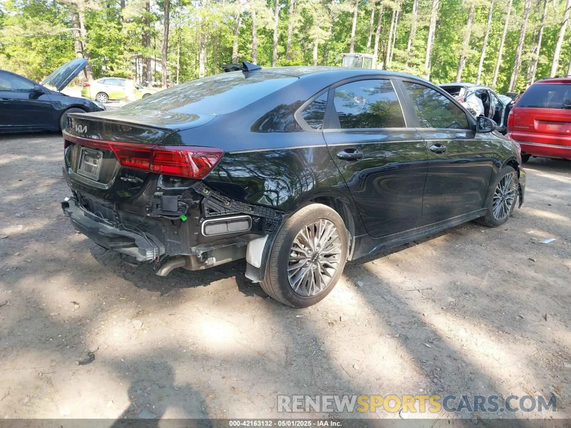 4 Фотография поврежденного автомобиля 3KPF54AD7RE701806 KIA FORTE 2024