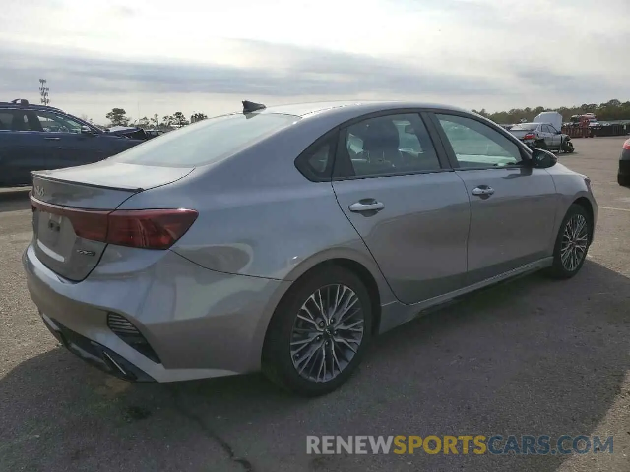 3 Photograph of a damaged car 3KPF54AD7RE719030 KIA FORTE 2024