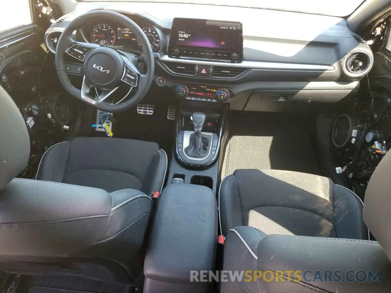 8 Фотография поврежденного автомобиля 3KPF54AD7RE803204 KIA FORTE 2024