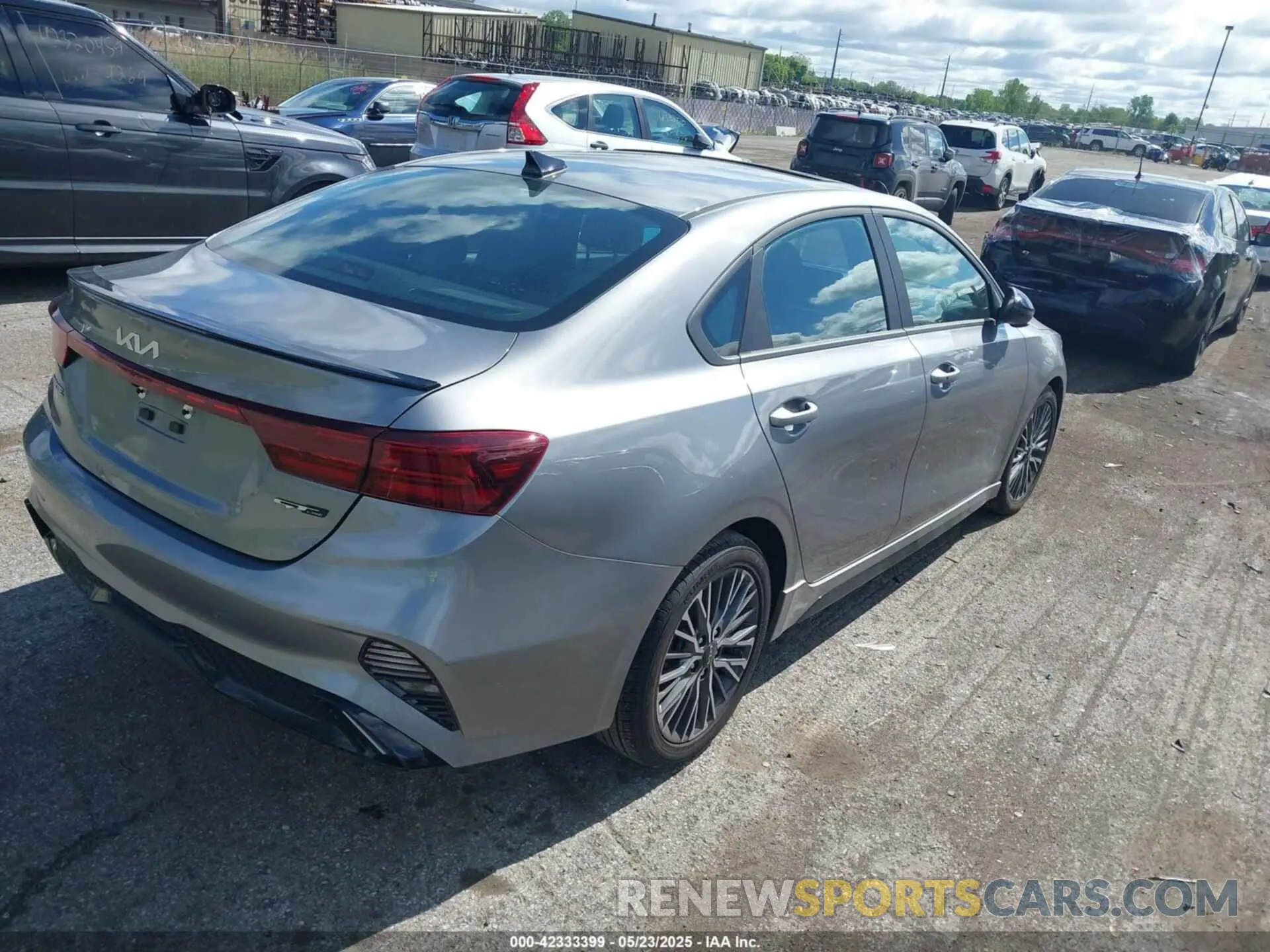 4 Photograph of a damaged car 3KPF54AD7RE811562 KIA FORTE 2024