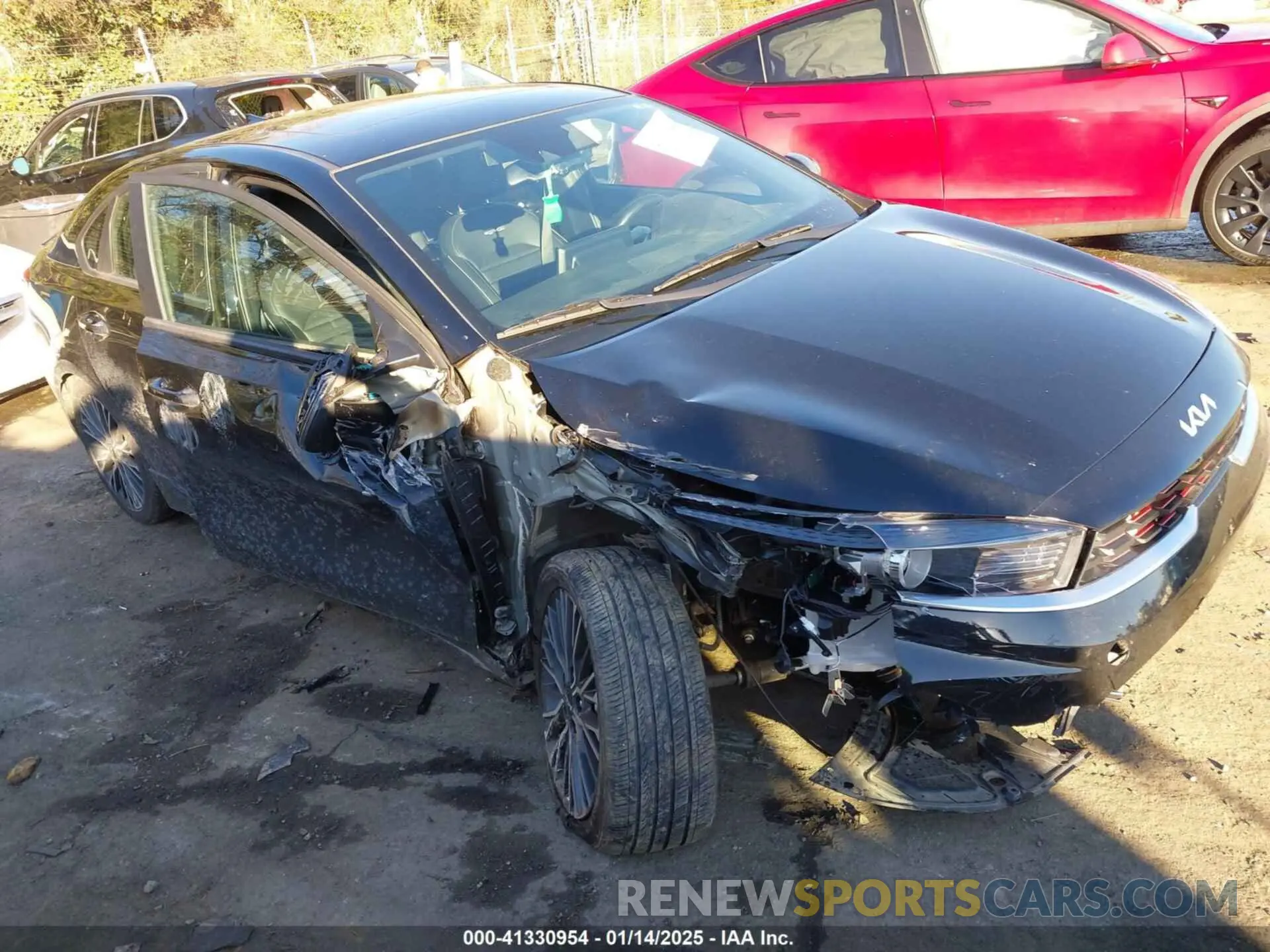 1 Photograph of a damaged car 3KPF54AD8RE705895 KIA FORTE 2024