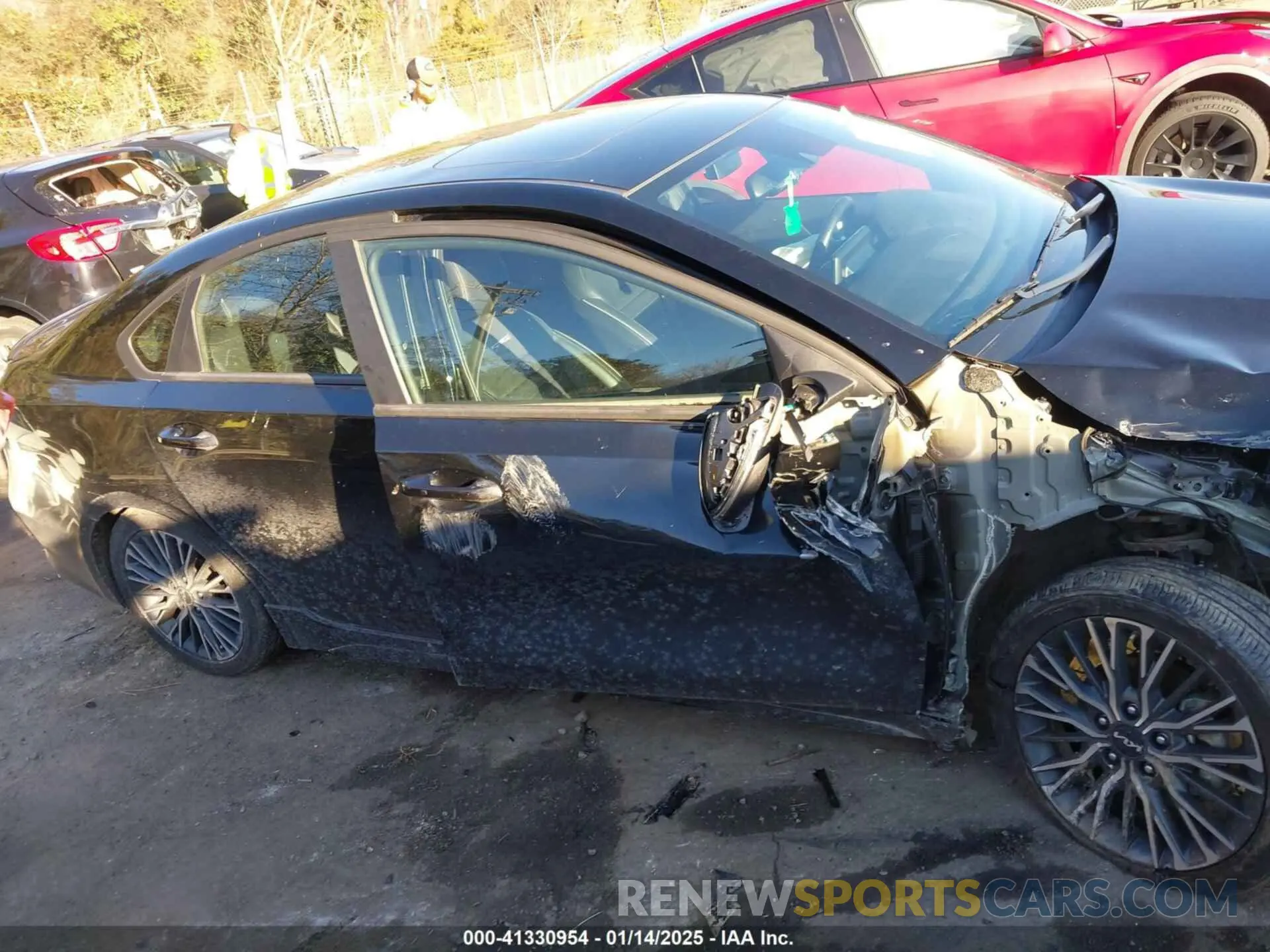 13 Photograph of a damaged car 3KPF54AD8RE705895 KIA FORTE 2024