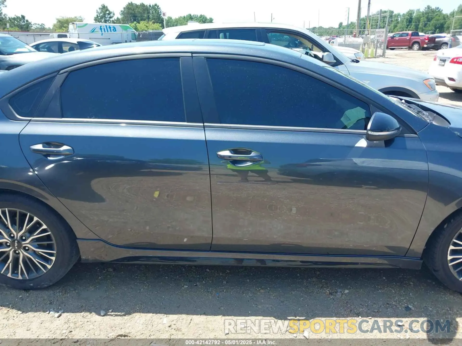 14 Фотография поврежденного автомобиля 3KPF54AD8RE715682 KIA FORTE 2024