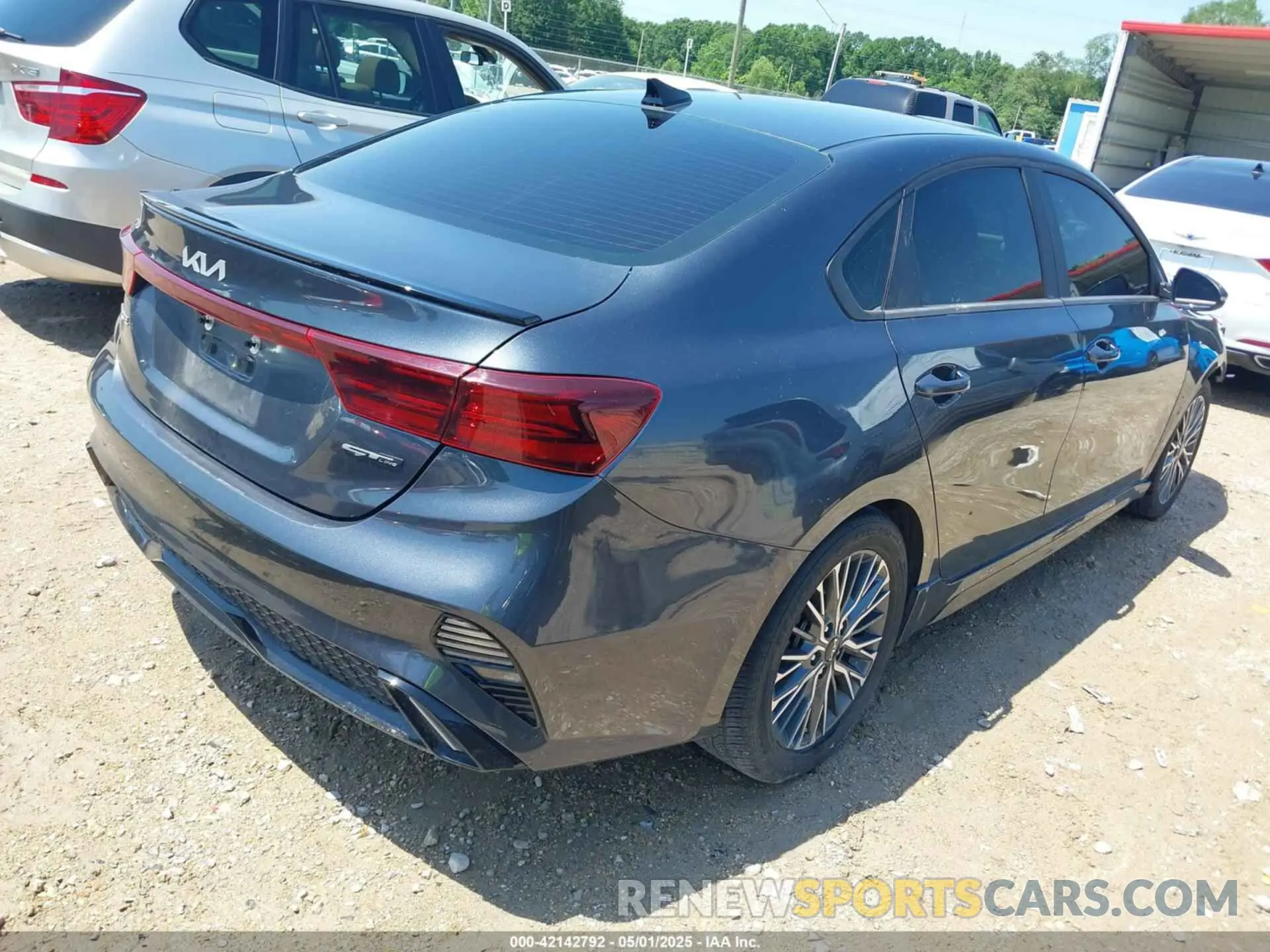 4 Фотография поврежденного автомобиля 3KPF54AD8RE715682 KIA FORTE 2024