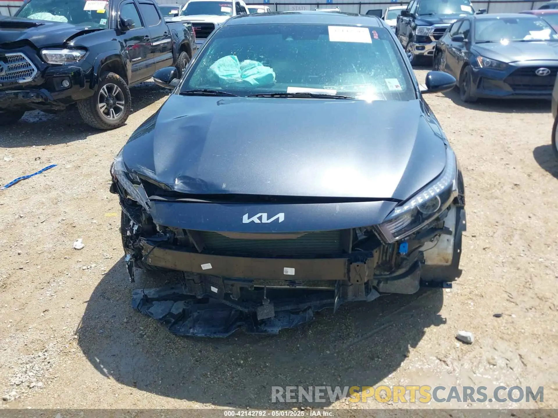 6 Фотография поврежденного автомобиля 3KPF54AD8RE715682 KIA FORTE 2024