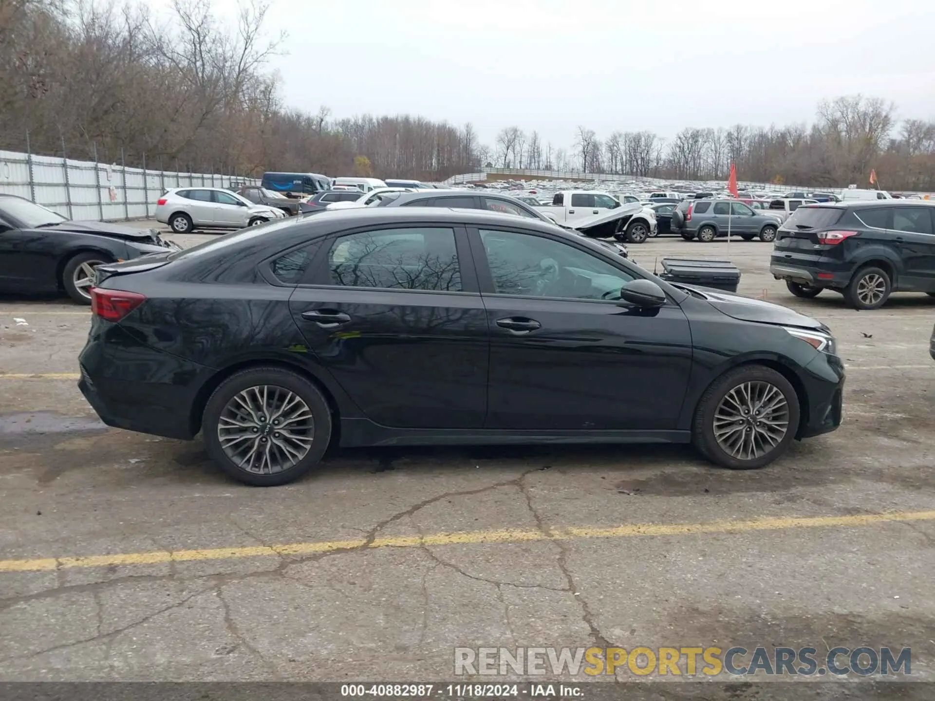 13 Фотография поврежденного автомобиля 3KPF54AD8RE756085 KIA FORTE 2024