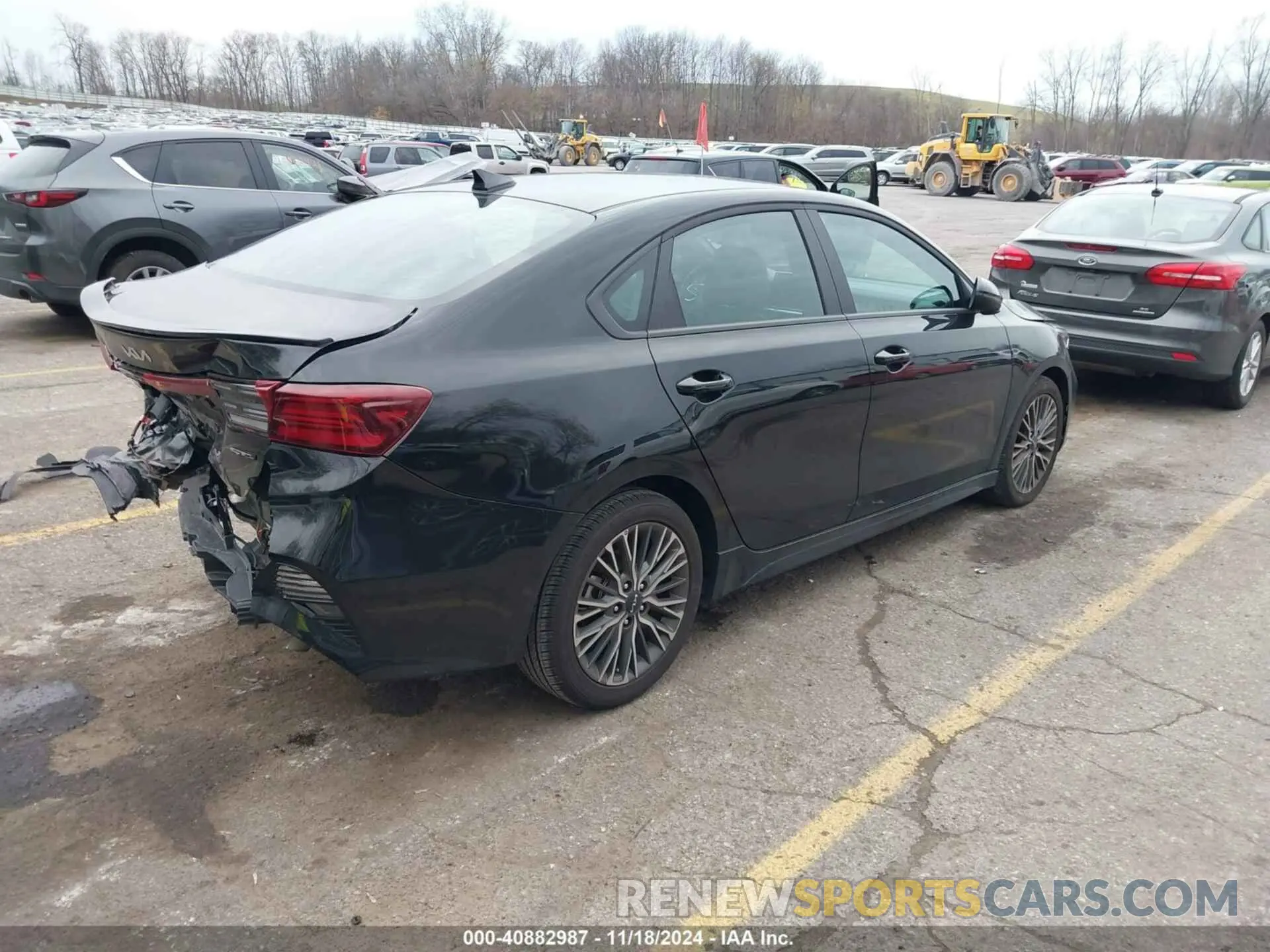 4 Фотография поврежденного автомобиля 3KPF54AD8RE756085 KIA FORTE 2024