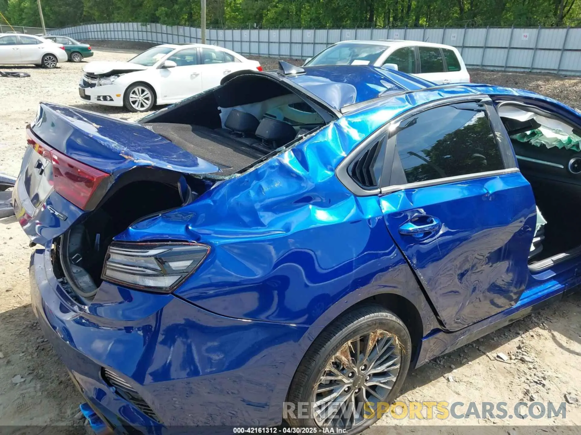 13 Photograph of a damaged car 3KPF54AD8RE809500 KIA FORTE 2024