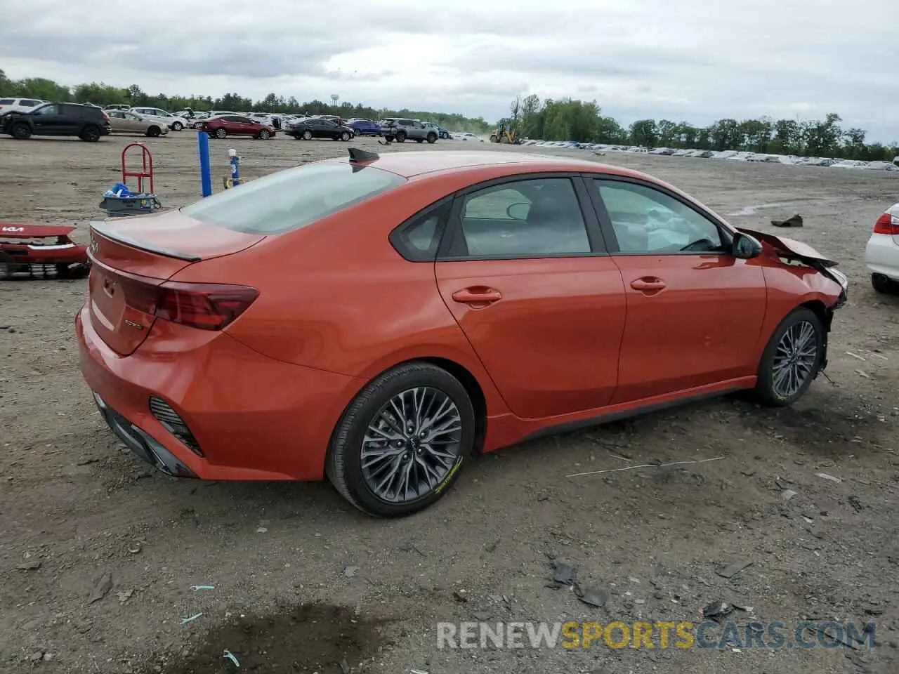 3 Photograph of a damaged car 3KPF54AD9RE698567 KIA FORTE 2024