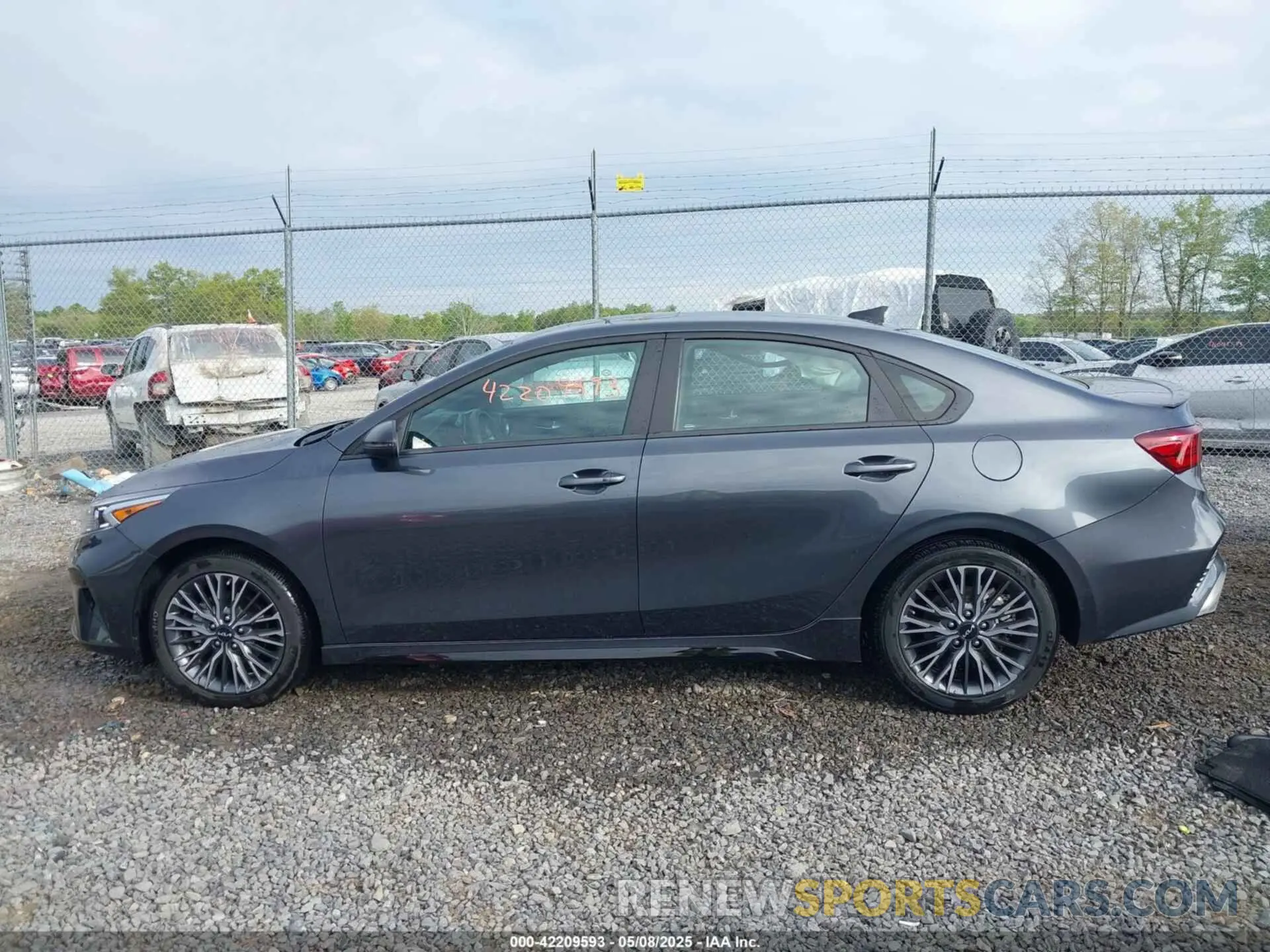 14 Фотография поврежденного автомобиля 3KPF54AD9RE712242 KIA FORTE 2024