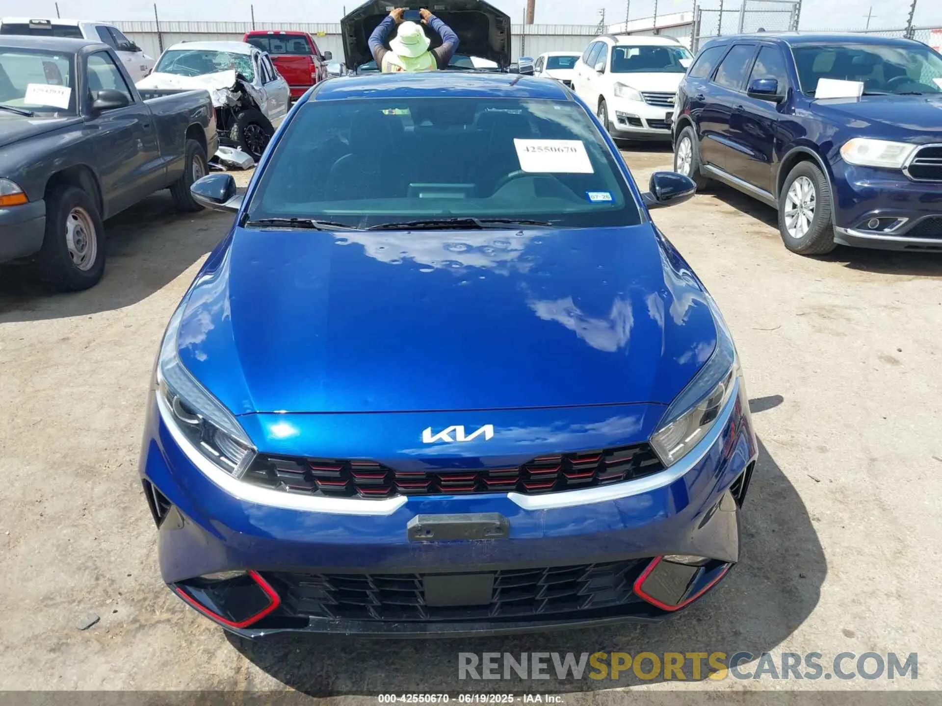 12 Фотография поврежденного автомобиля 3KPF54AD9RE807478 KIA FORTE 2024
