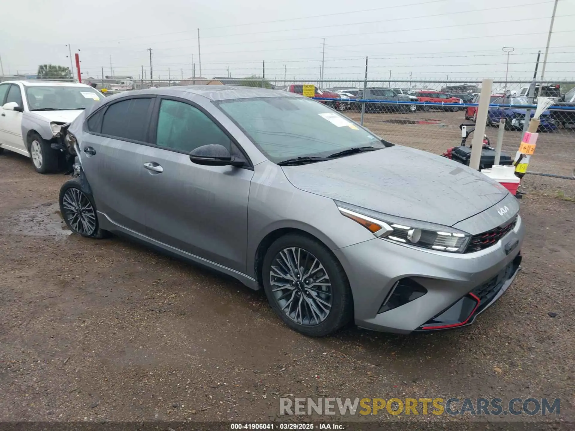 1 Фотография поврежденного автомобиля 3KPF54ADXRE724304 KIA FORTE 2024