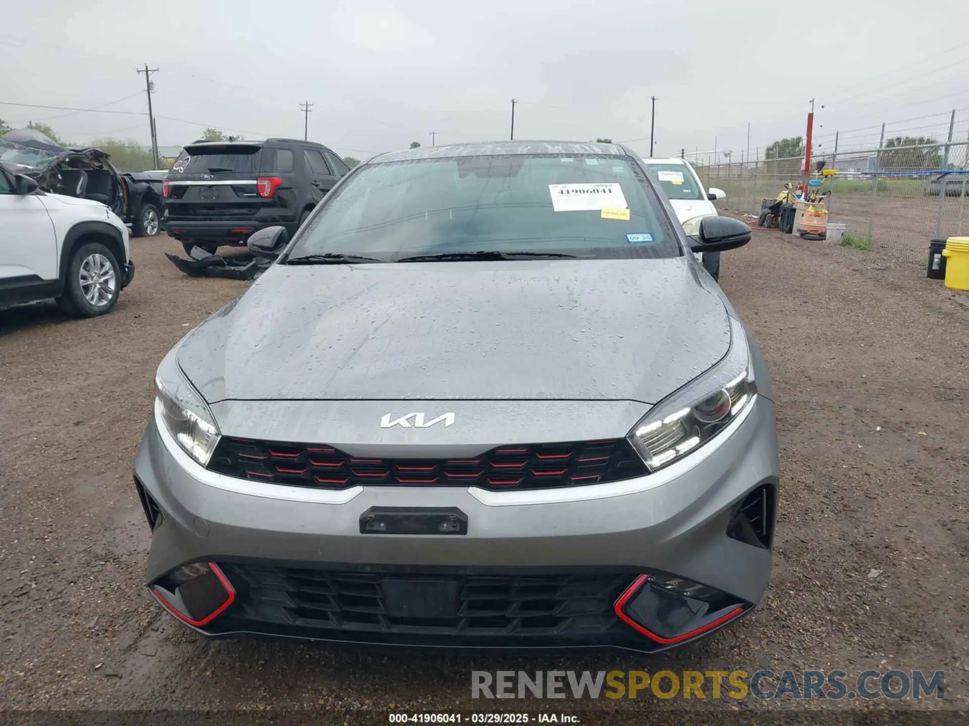 12 Фотография поврежденного автомобиля 3KPF54ADXRE724304 KIA FORTE 2024