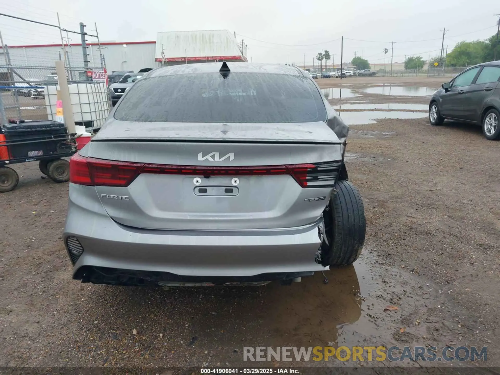 16 Фотография поврежденного автомобиля 3KPF54ADXRE724304 KIA FORTE 2024
