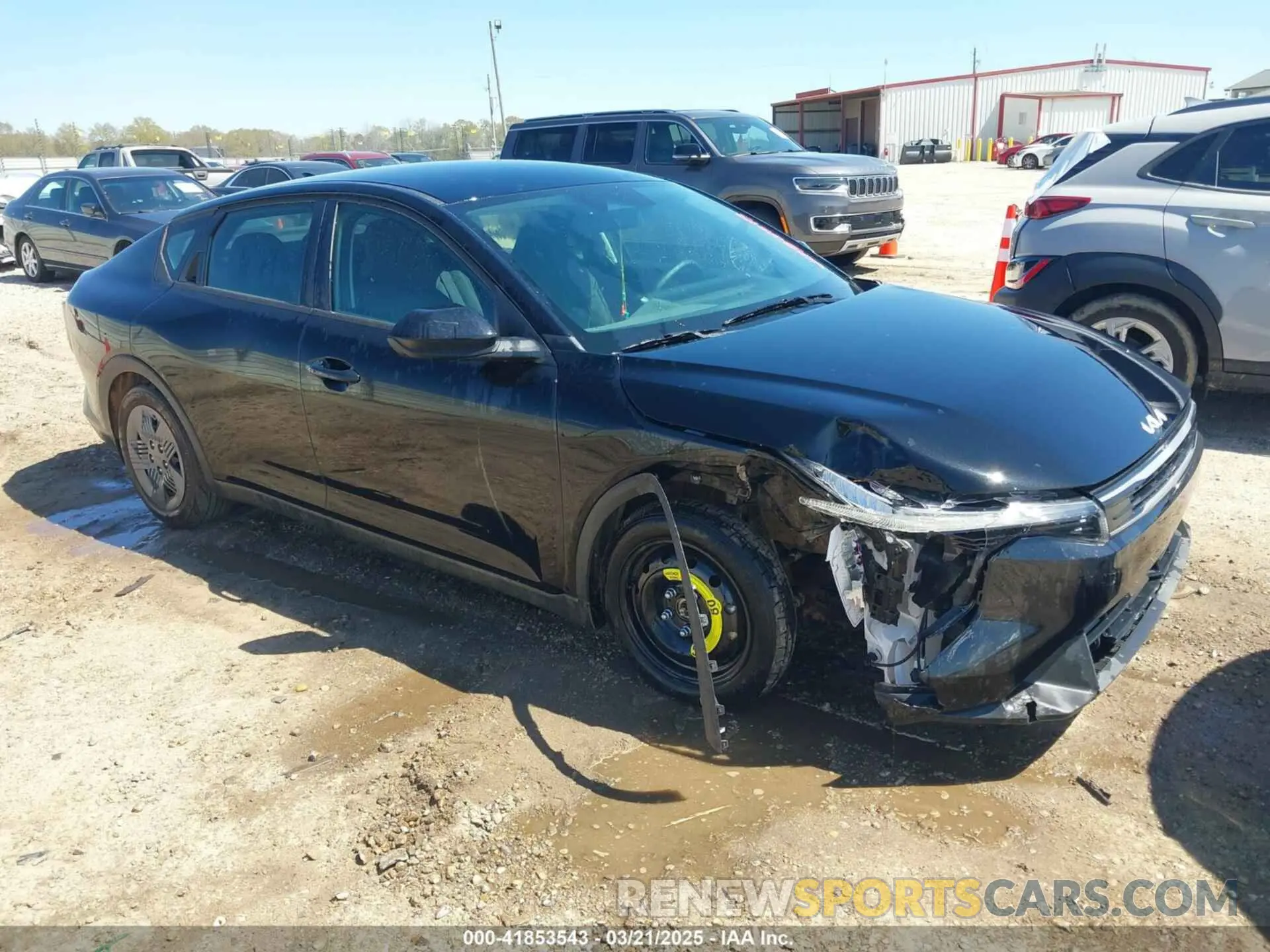 1 Photograph of a damaged car 3KPFT4DE1SE047045 KIA K4 2025