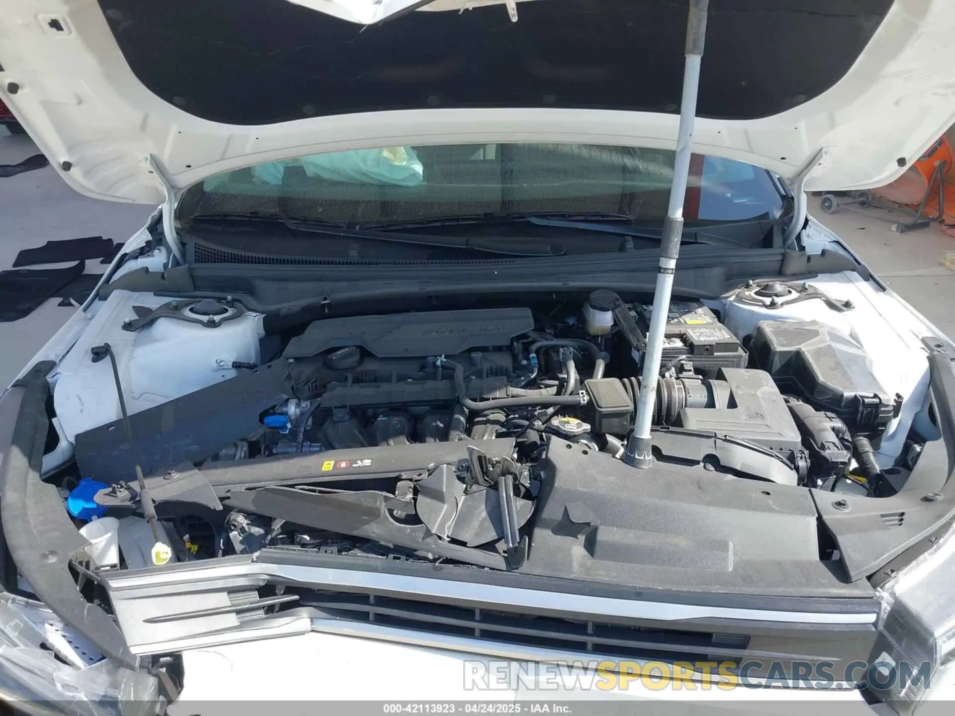 10 Фотография поврежденного автомобиля 3KPFT4DE3SE006027 KIA K4 2025