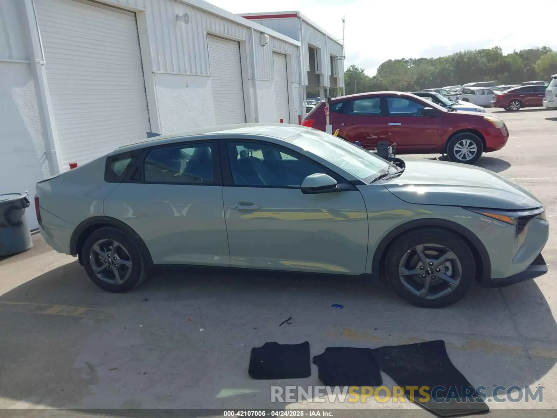 13 Фотография поврежденного автомобиля 3KPFT4DE4SE003606 KIA K4 2025
