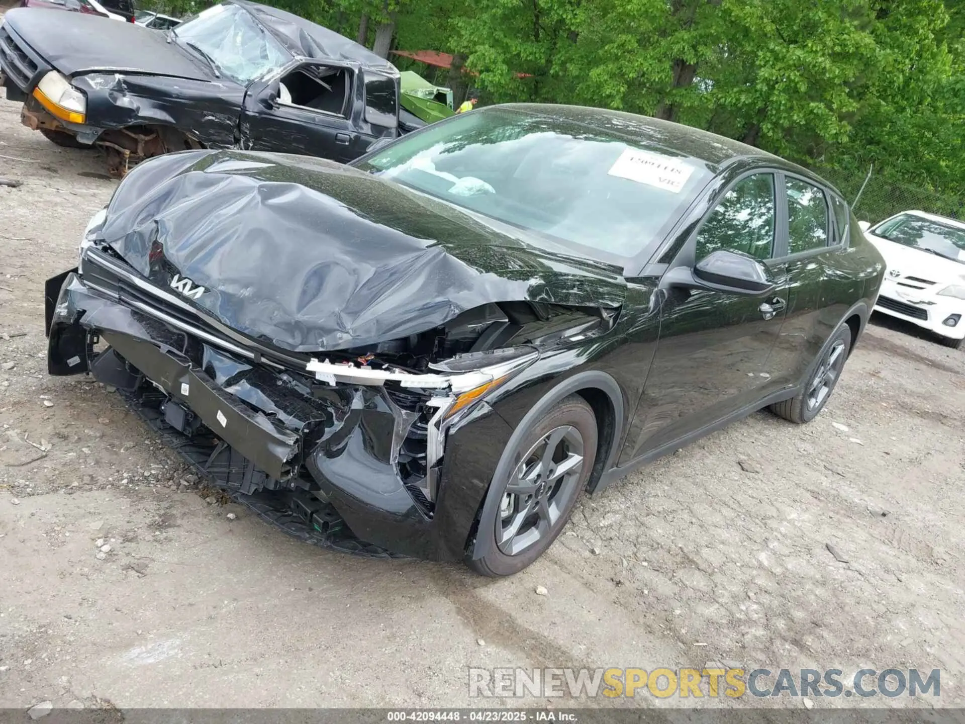 2 Photograph of a damaged car 3KPFT4DE5SE008863 KIA K4 2025