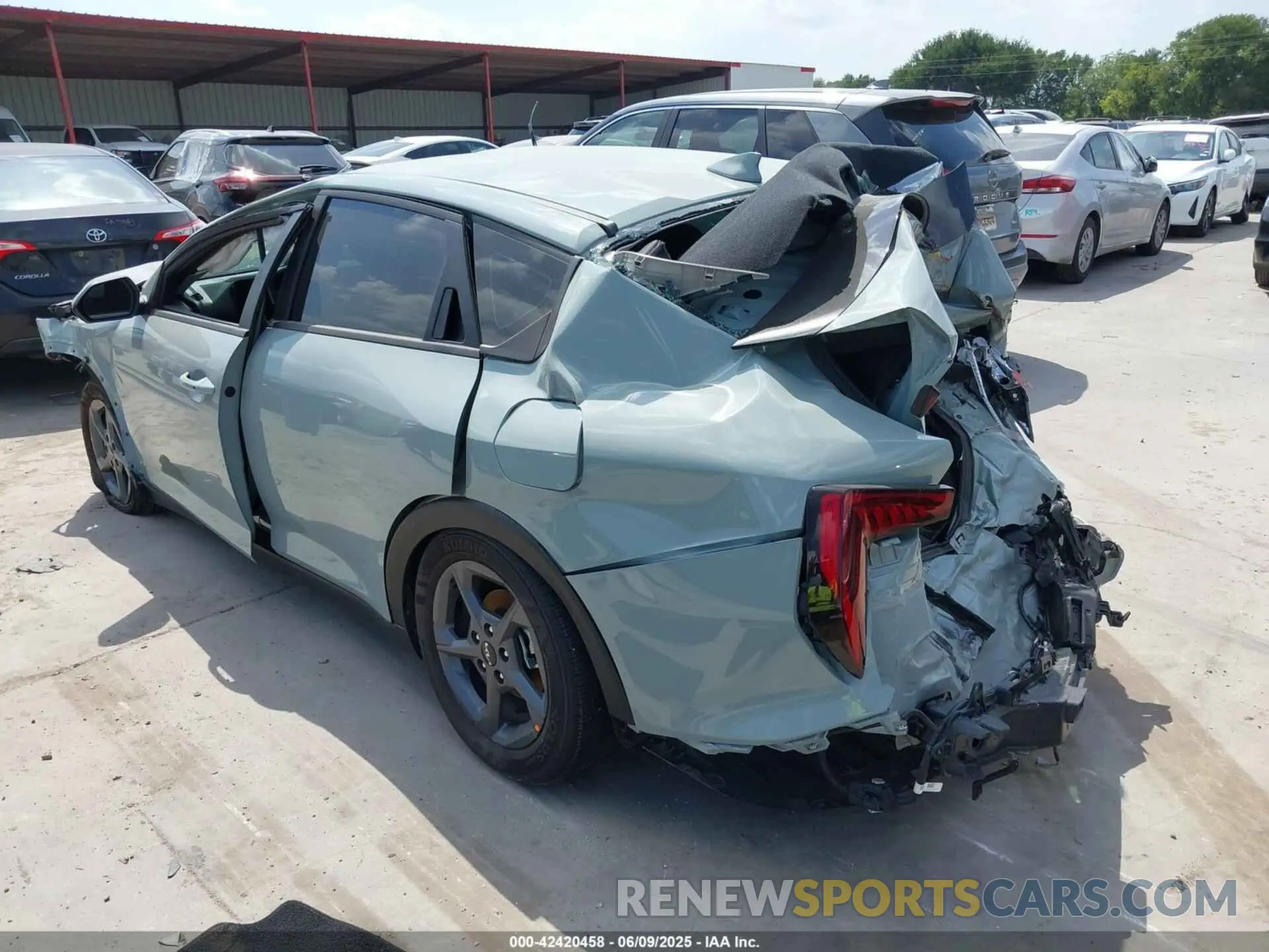 3 Photograph of a damaged car 3KPFT4DE8SE089955 KIA K4 2025