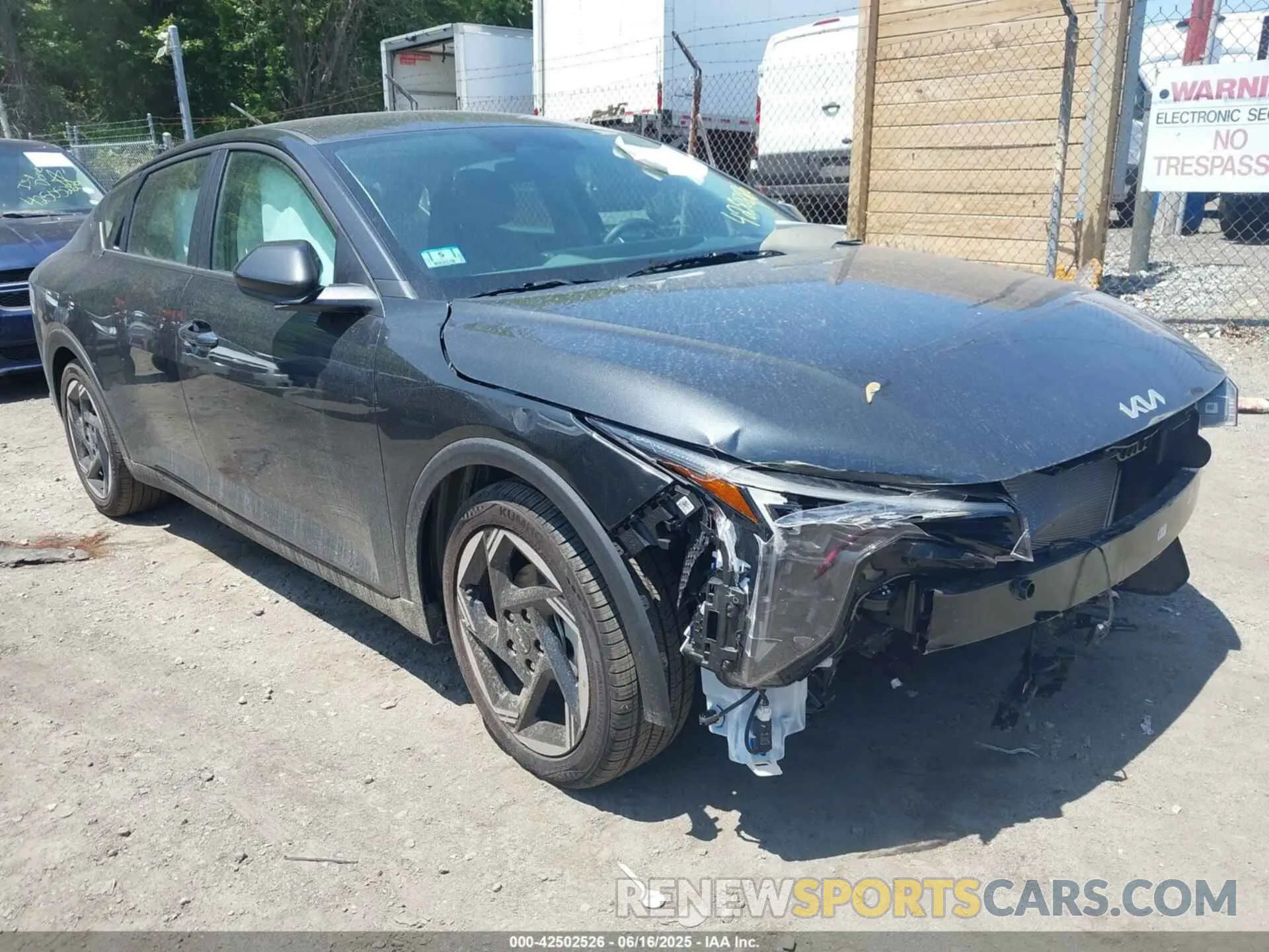 1 Фотография поврежденного автомобиля 3KPFU4DE3SE022516 KIA K4 2025