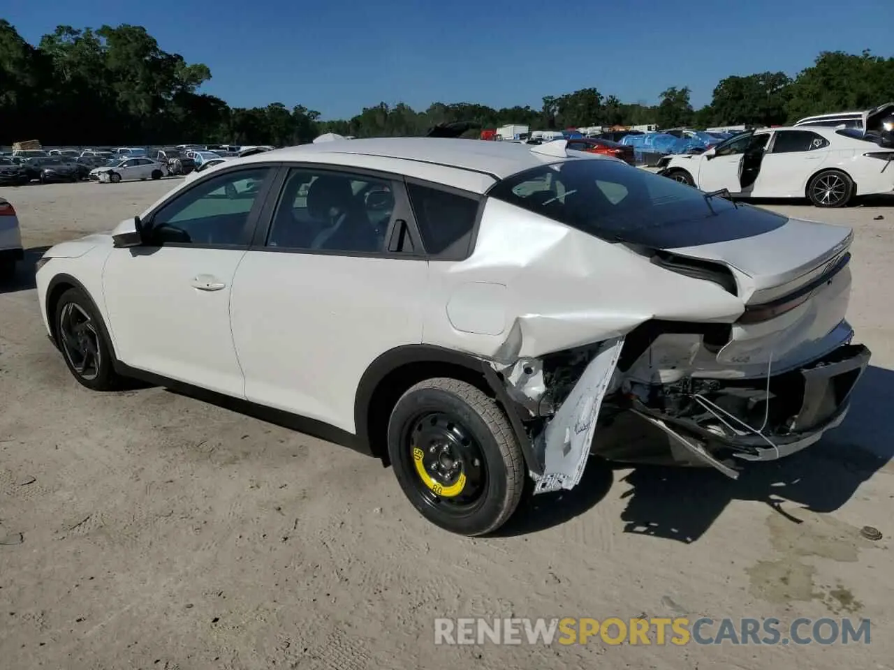 2 Photograph of a damaged car 3KPFU4DE2SE032860 KIA K4 EX 2025