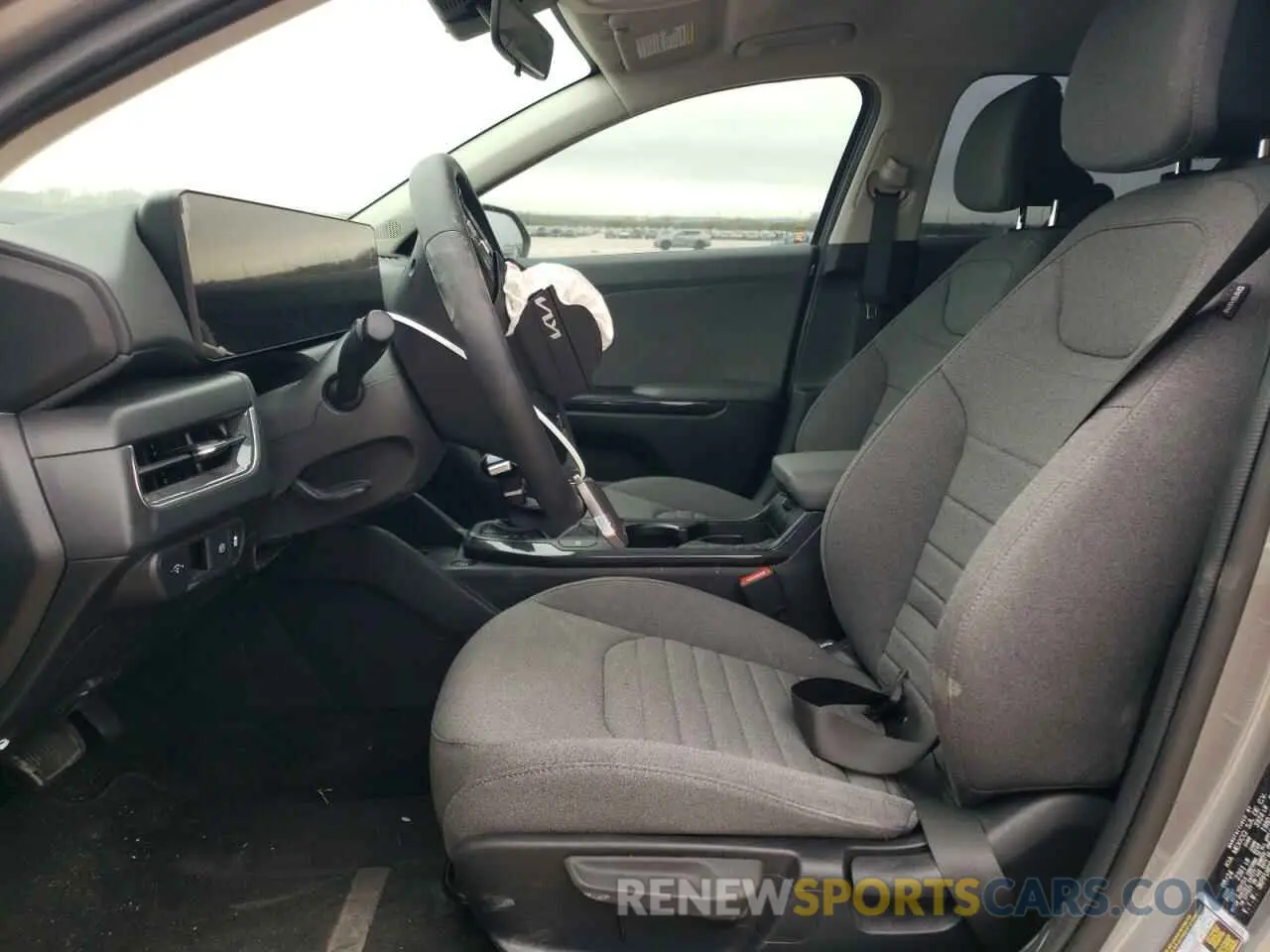 7 Фотография поврежденного автомобиля 3KPFU4DE8SE008577 KIA K4 EX 2025